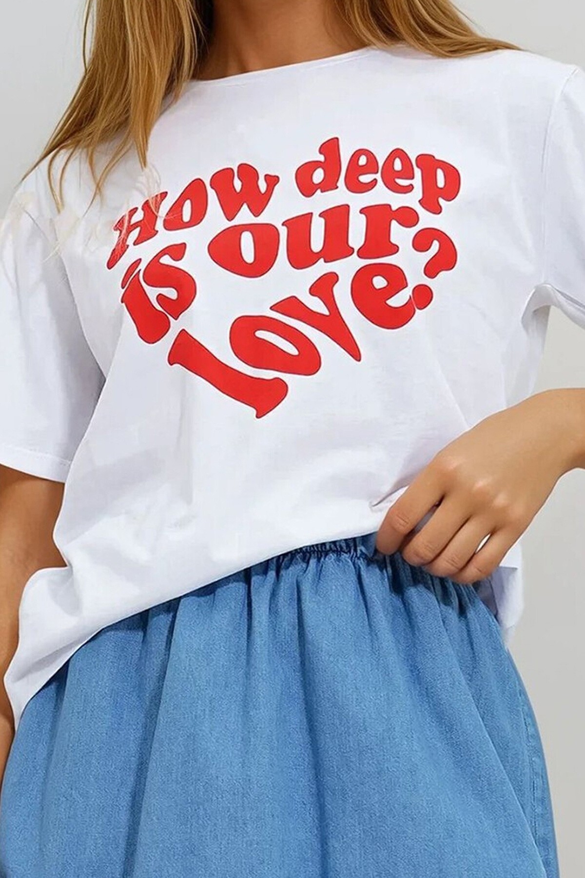 Beyaz Bisiklet Yaka Önü Yazı Baskılı Pamuk T Shirt