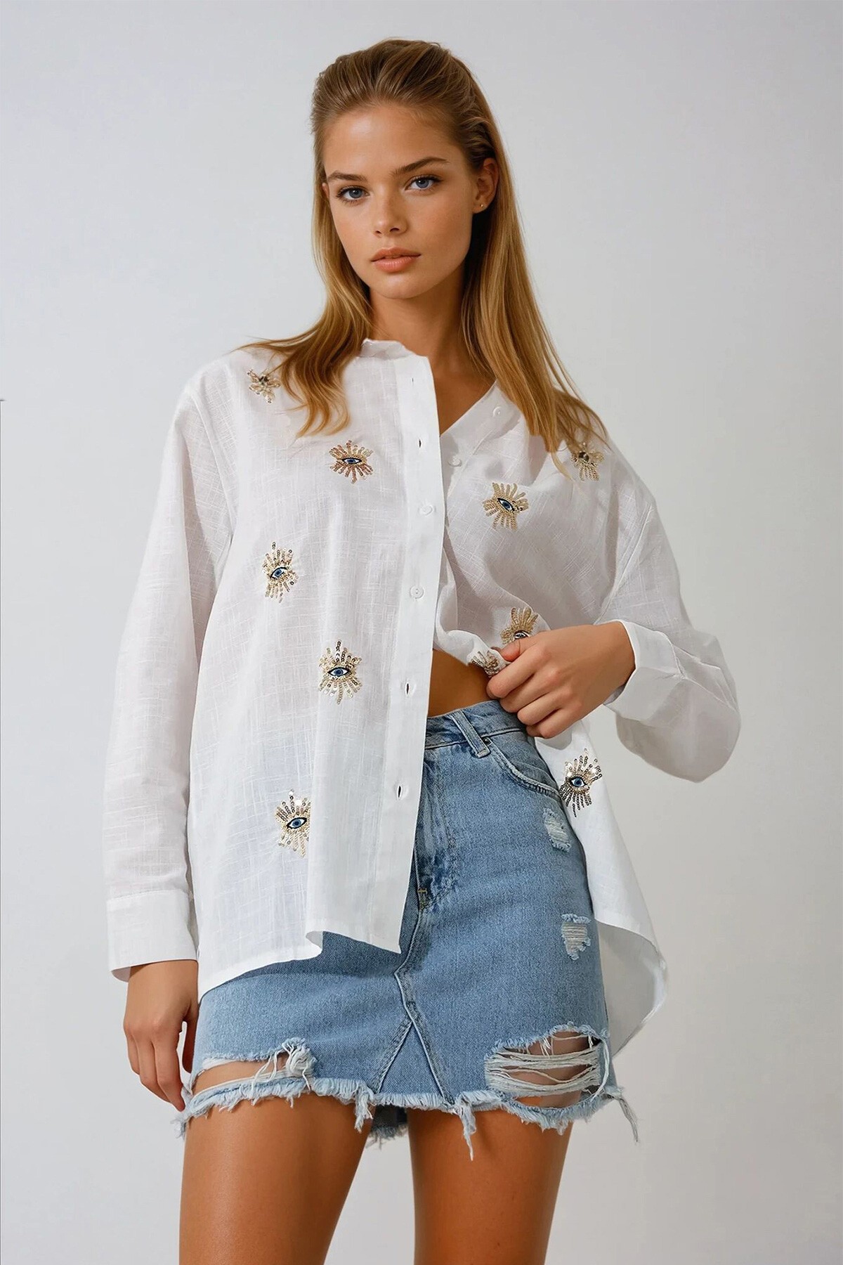 Beyaz Flamlı Keten Nakışlı Oversize Gömlek