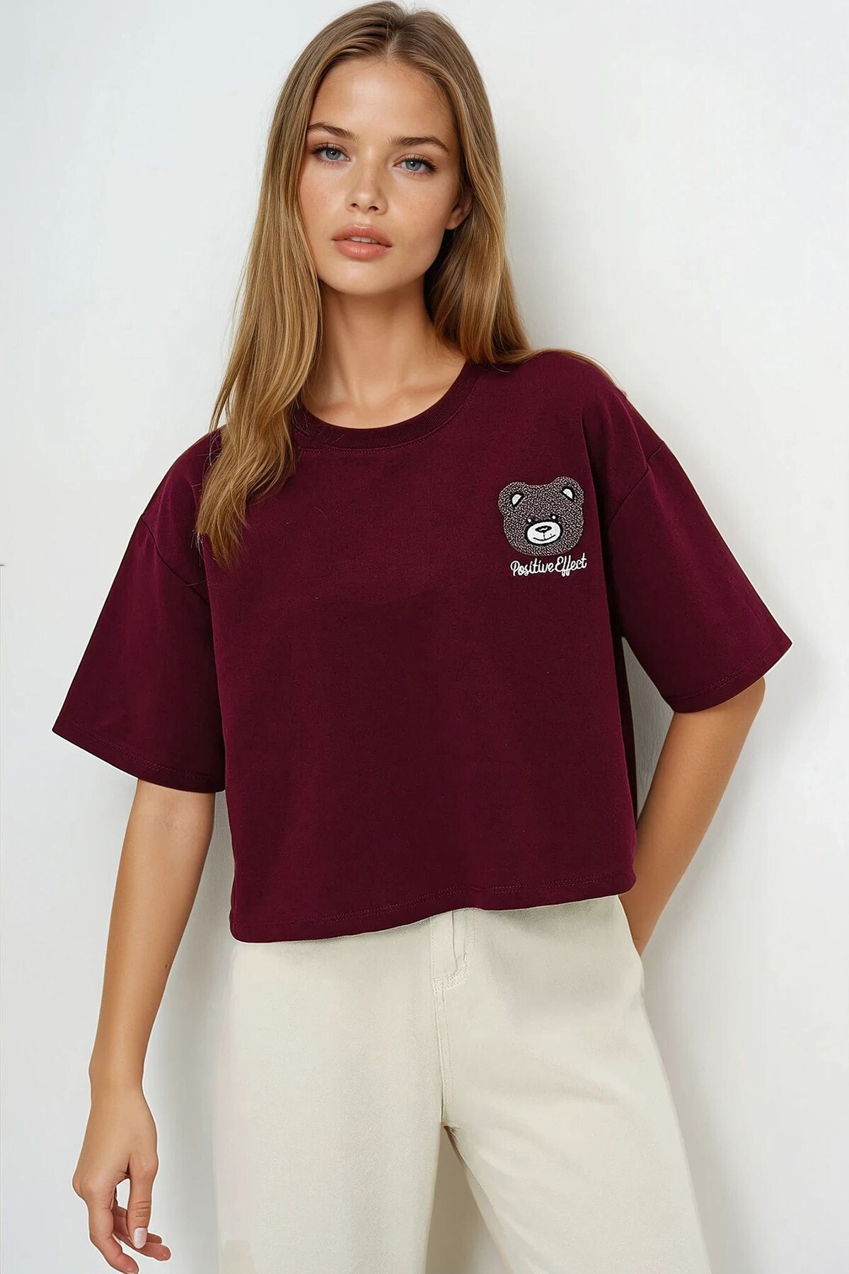 Bordo Bisiklet Yaka Ayıcık Motifli Oversize Crop T Shırt