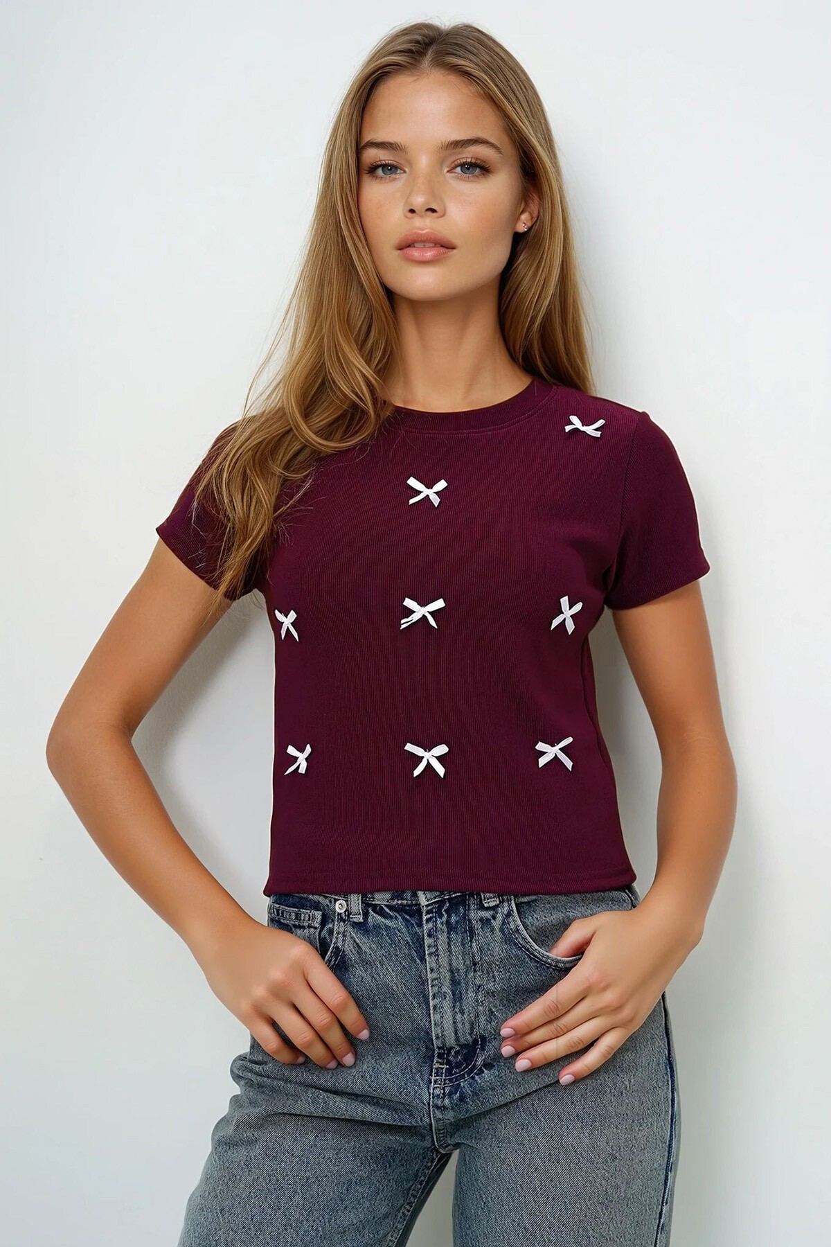 Bordo Bisiklet Yaka Fiyonk Süslü Crop Bluz