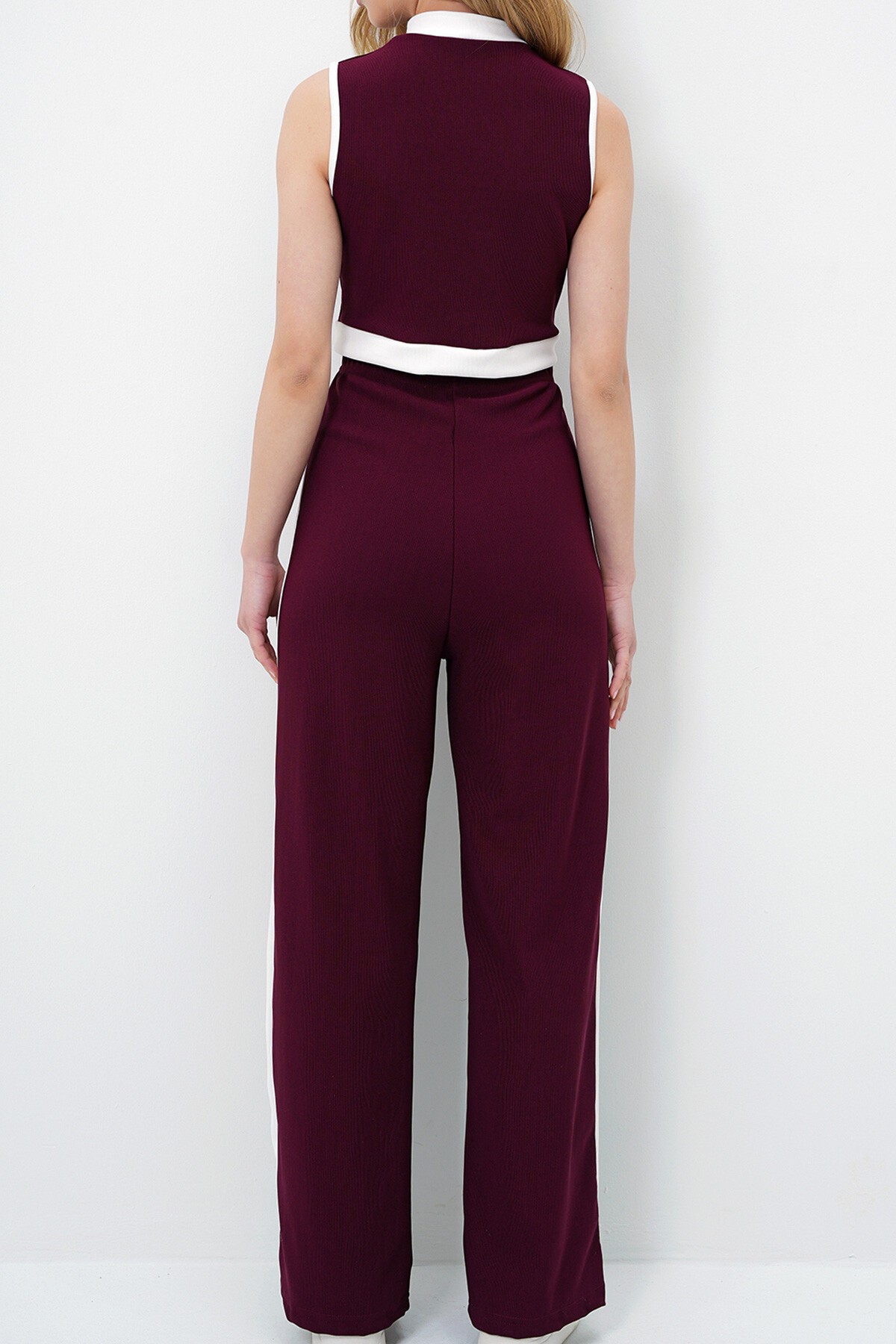 Bordo Dik Yaka Metal Düğmeli Renk Bloklu Crop Bluz Ve Palazzo Pantolon Takım