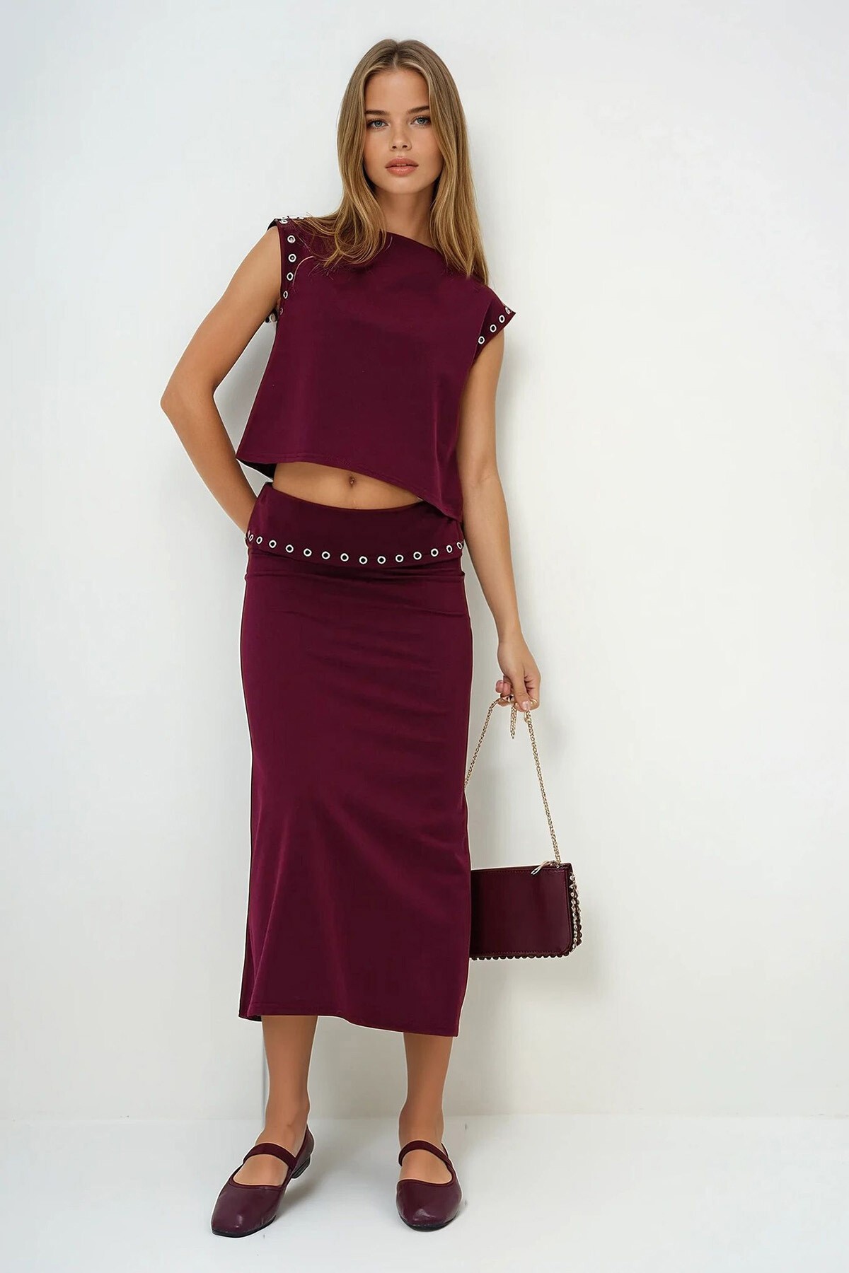 Bordo Halkalı Dik Yaka Bluz Ve Etek Takım