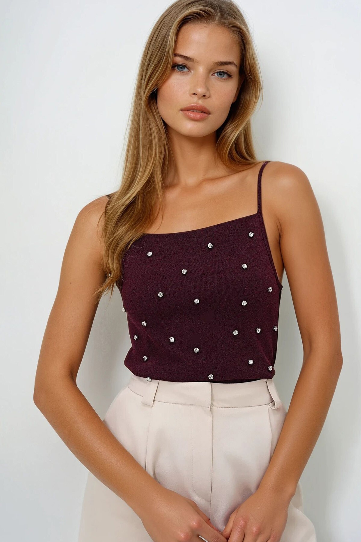 Bordo Kare Yaka Trok Taş Çakımlı İp Askılı Bluz