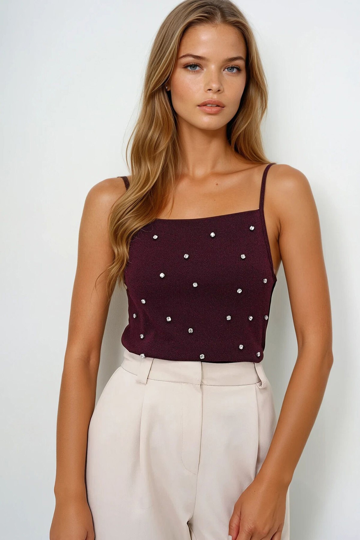 Bordo Kare Yaka Trok Taş Çakımlı İp Askılı Bluz