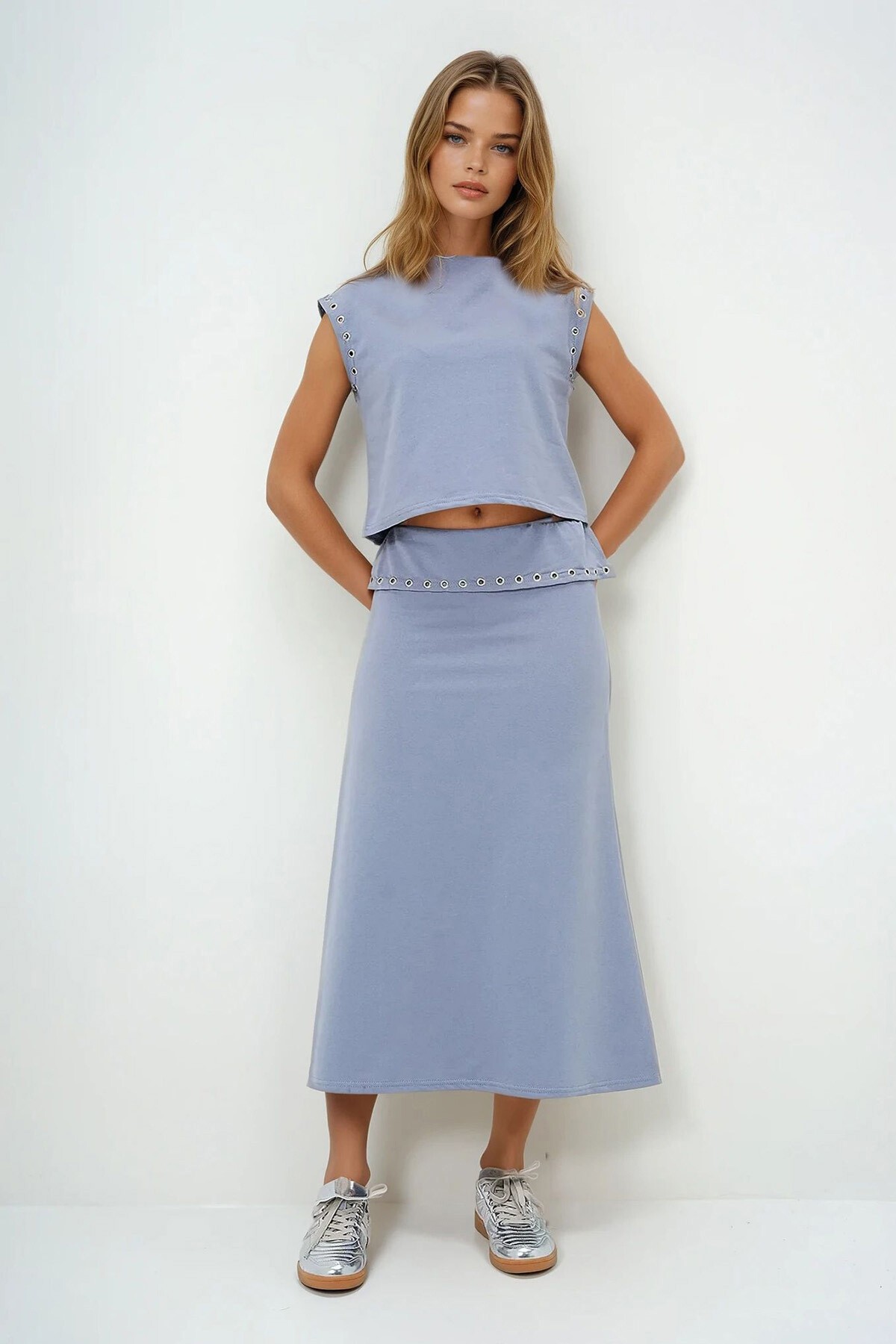 Boyalı Gri Halkalı Dik Yaka Bluz Ve Etek Takım