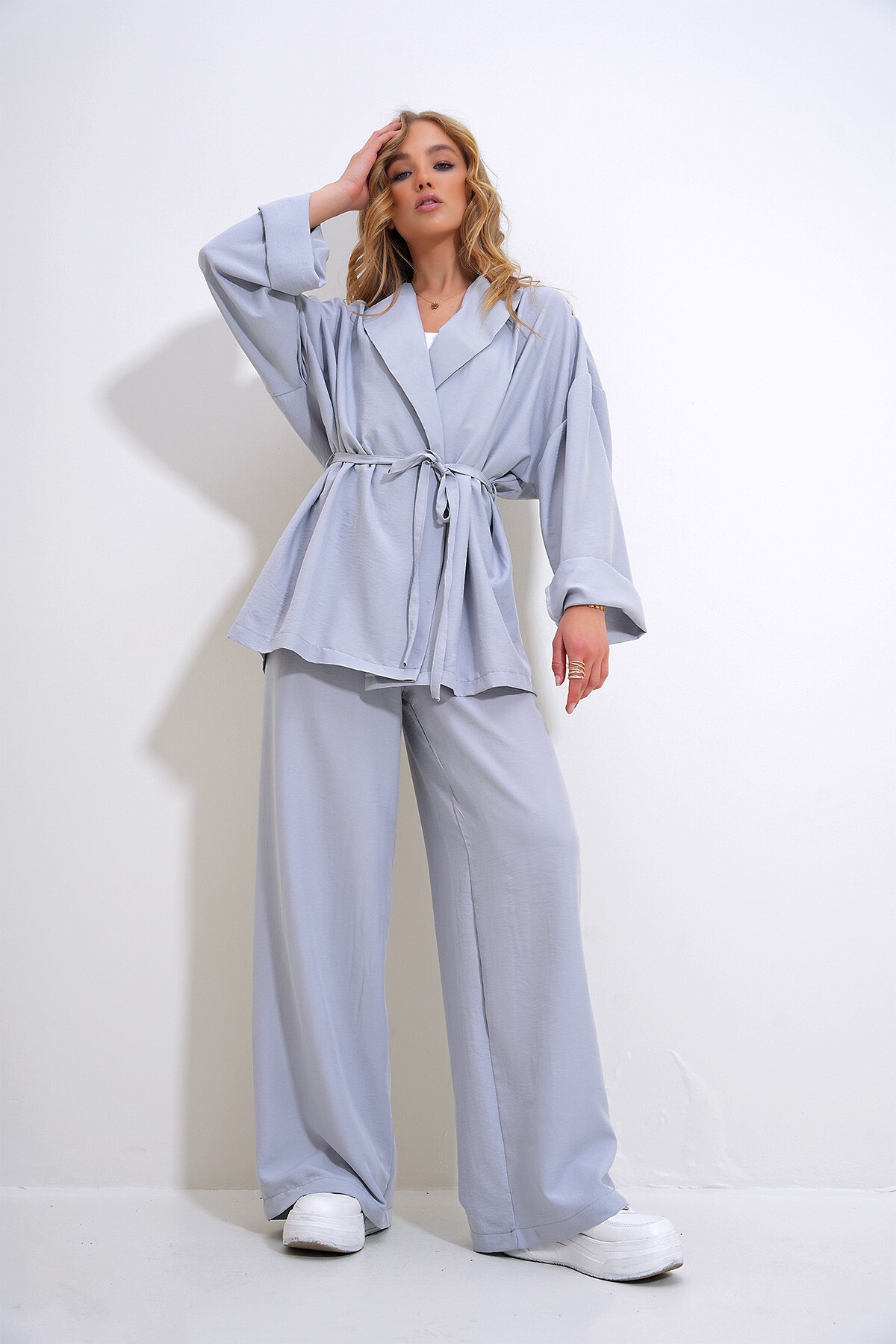 Gri Buruşuk Görünümlü Blazer Ceket Alt Üst Takım