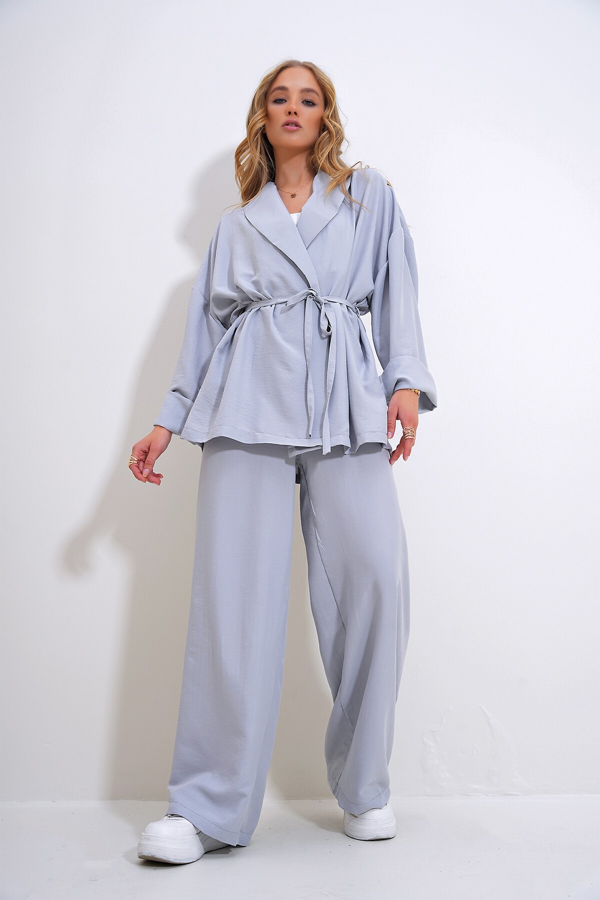 Gri Buruşuk Görünümlü Blazer Ceket Alt Üst Takım