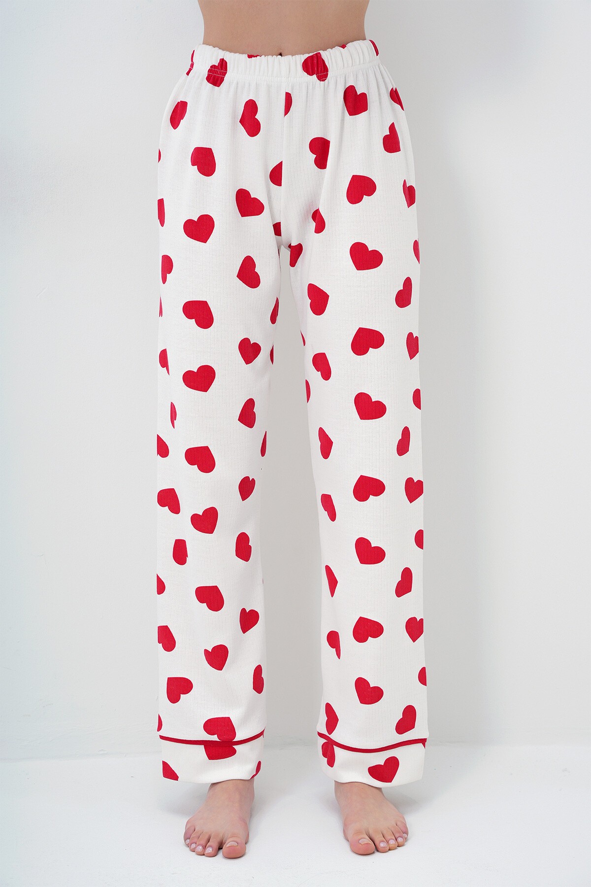 Büyük Kalp Kırmızı Tek Cepli Biye Detaylı Pamuklu Gömlek Ve Pantolonlu Pijama Takımı