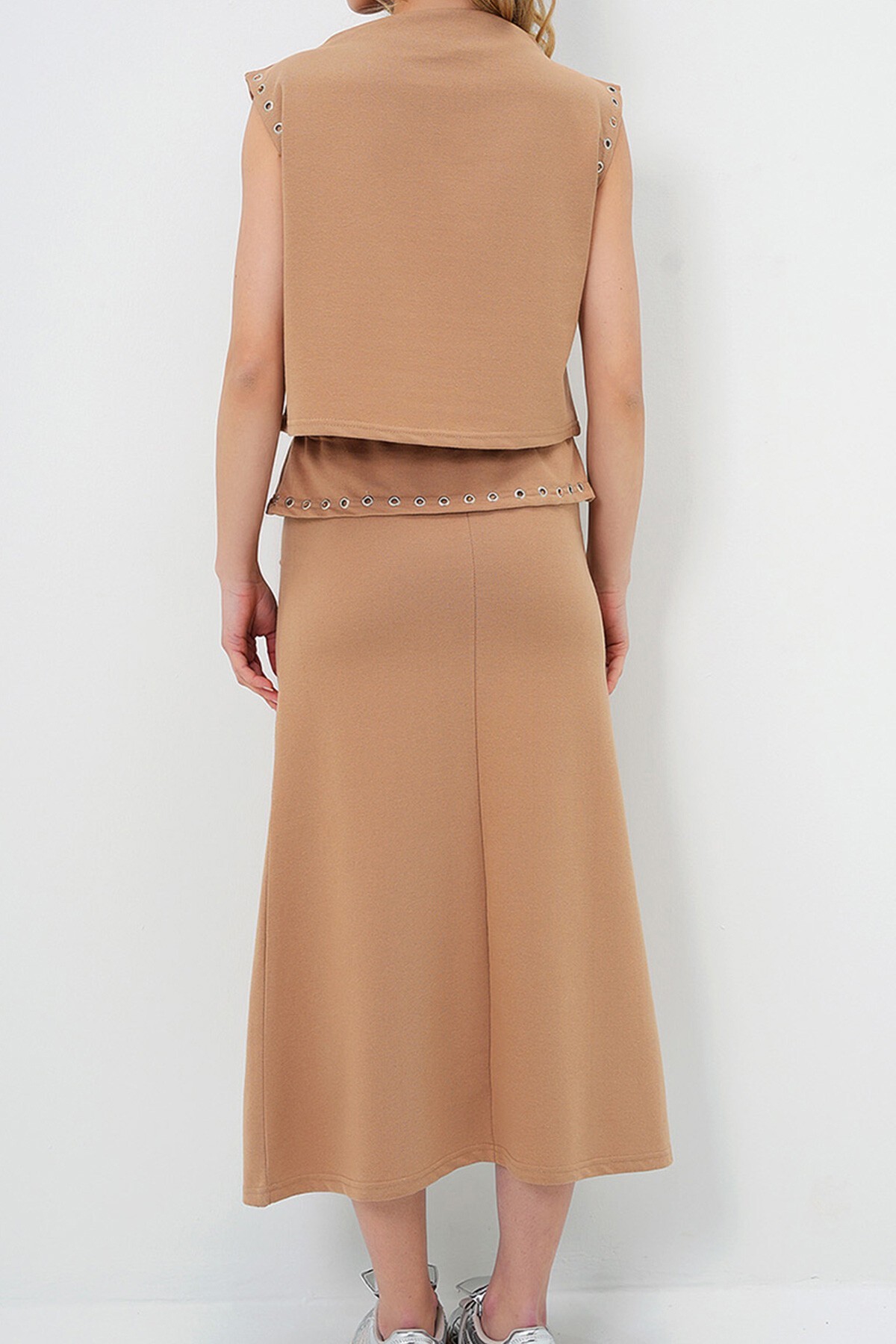 Camel Halkalı Dik Yaka Bluz Ve Etek Takım