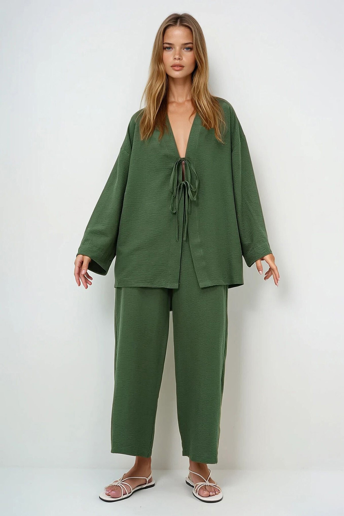 Ceviz Yeşili Önü Bağcıklı Kimono Ceket Ve Palazzo Pantolon Takım