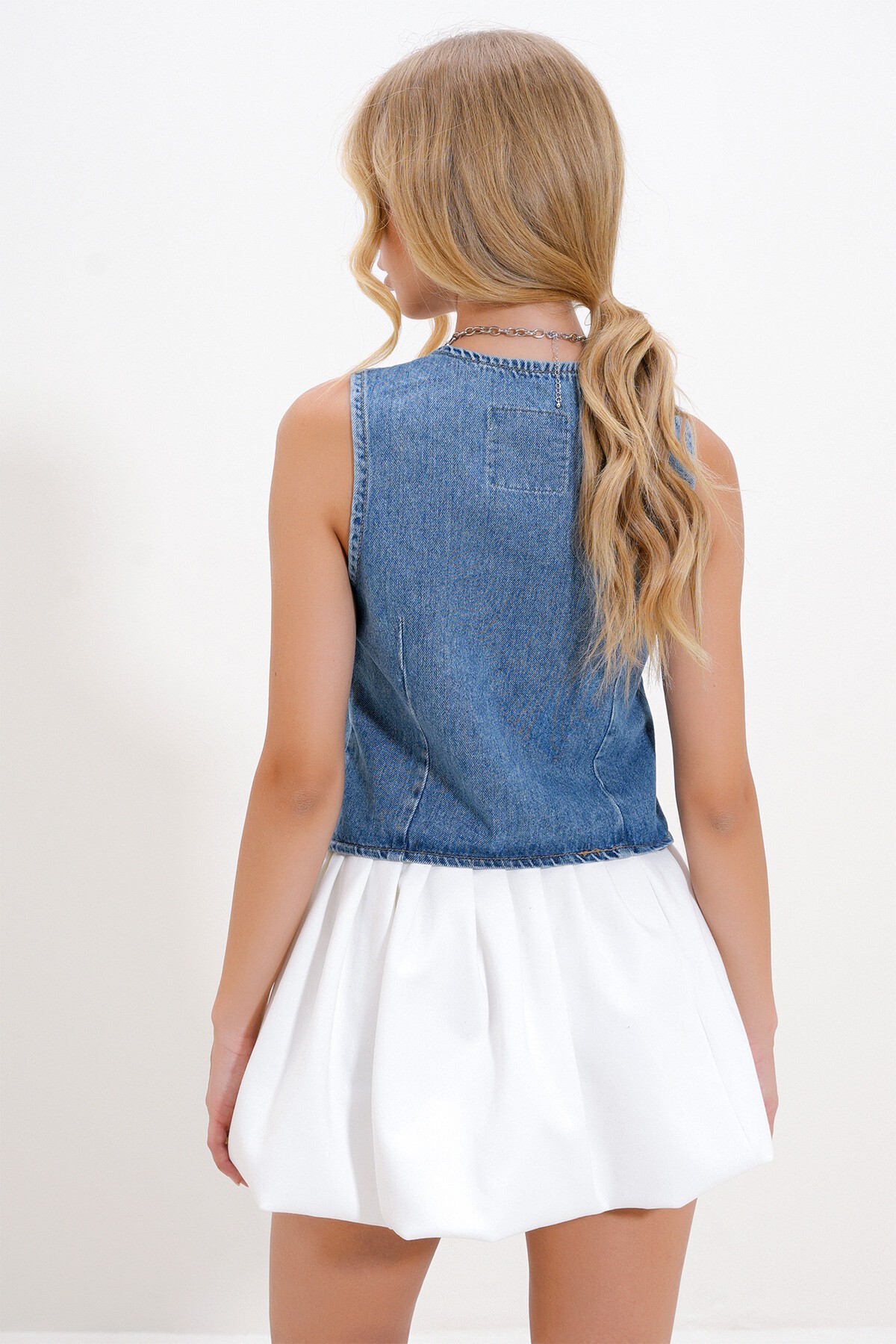 Mavi Düğmeli Jean Yelek