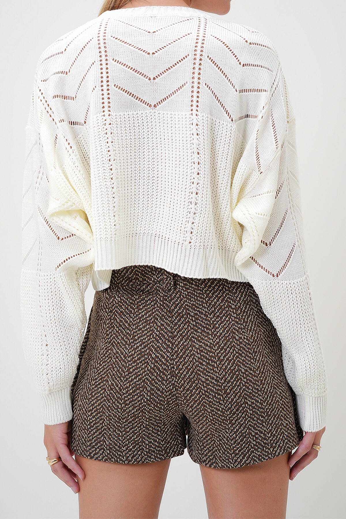 Ekru Bisiklet Yaka Yarasa Kol Ajurlu Triko Kazak