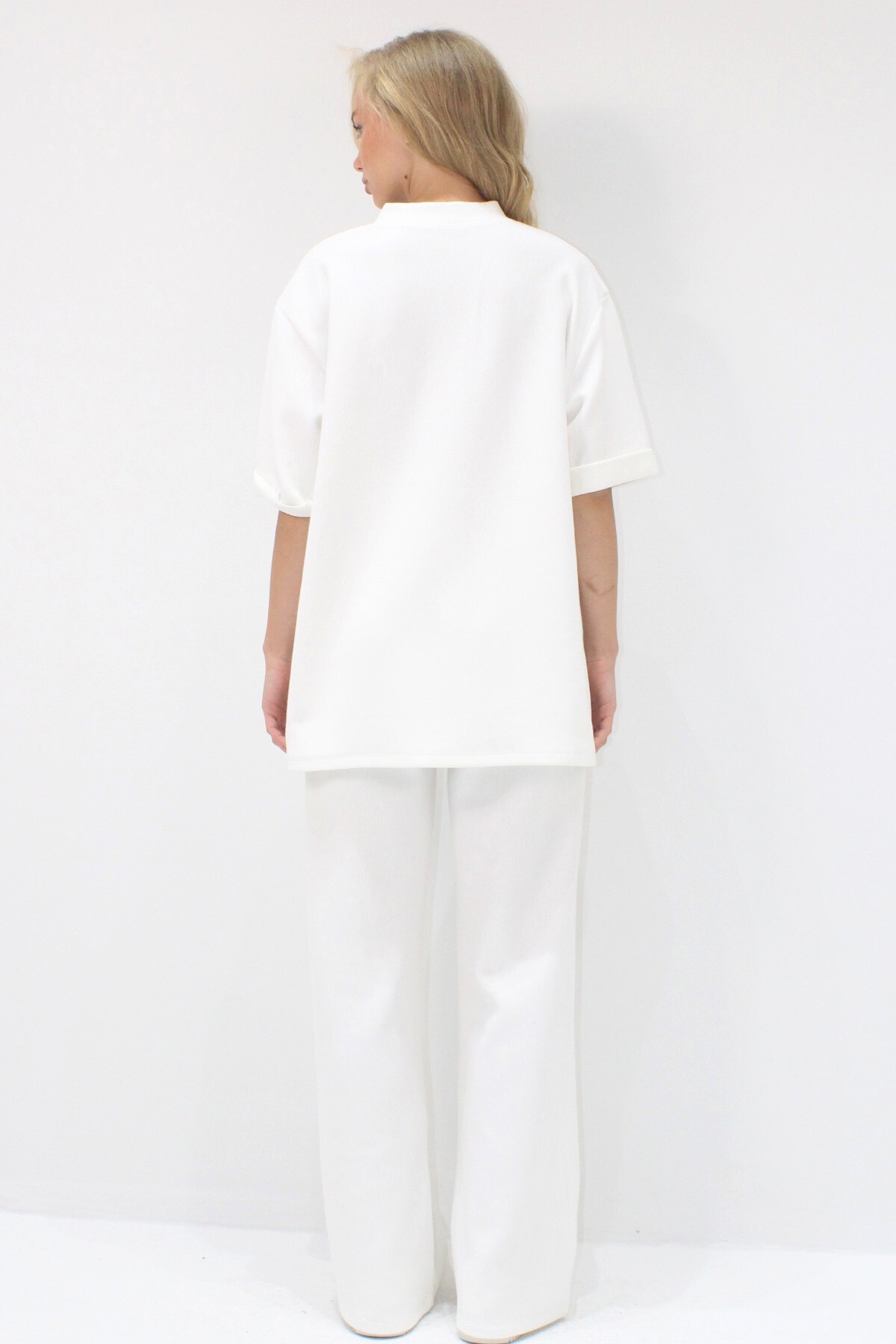 Ekru Duble Kol Yakası Düğmeli Pantolonlu Alt Üst Takım