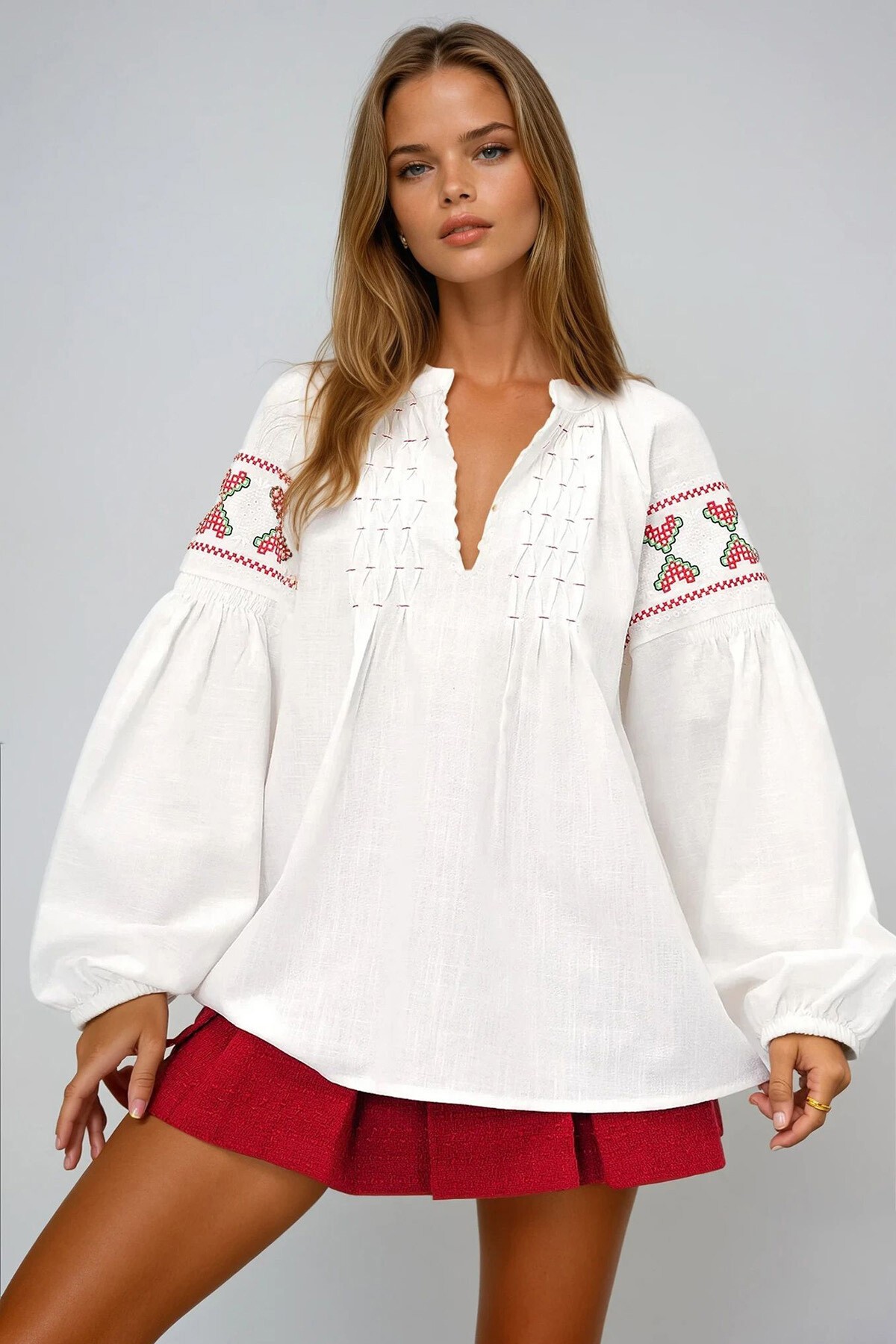 Ekru Hakim Yaka Nakış İşlemeli Balon Kol Dokuma Bluz