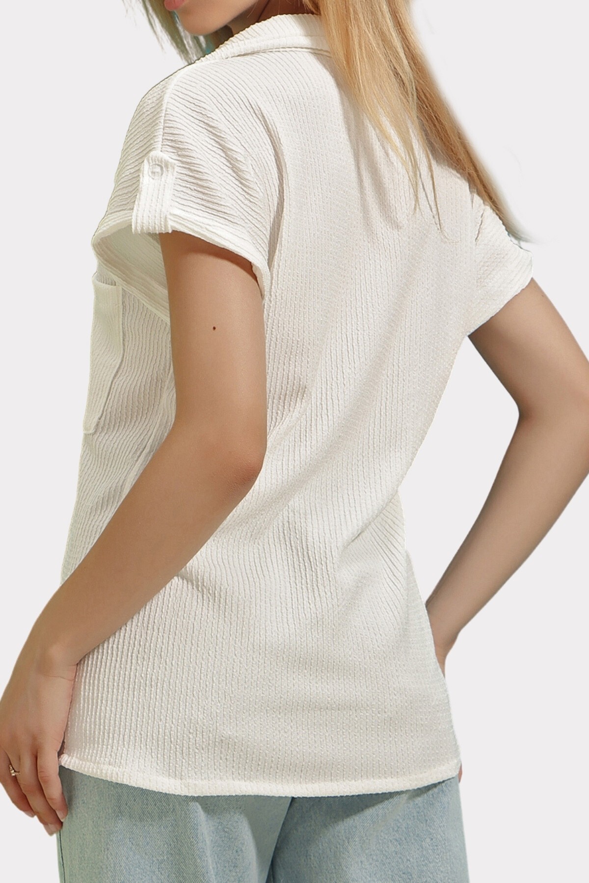 Ekru Manşetli Duble Kısa Kollu Dokulu Gömlek