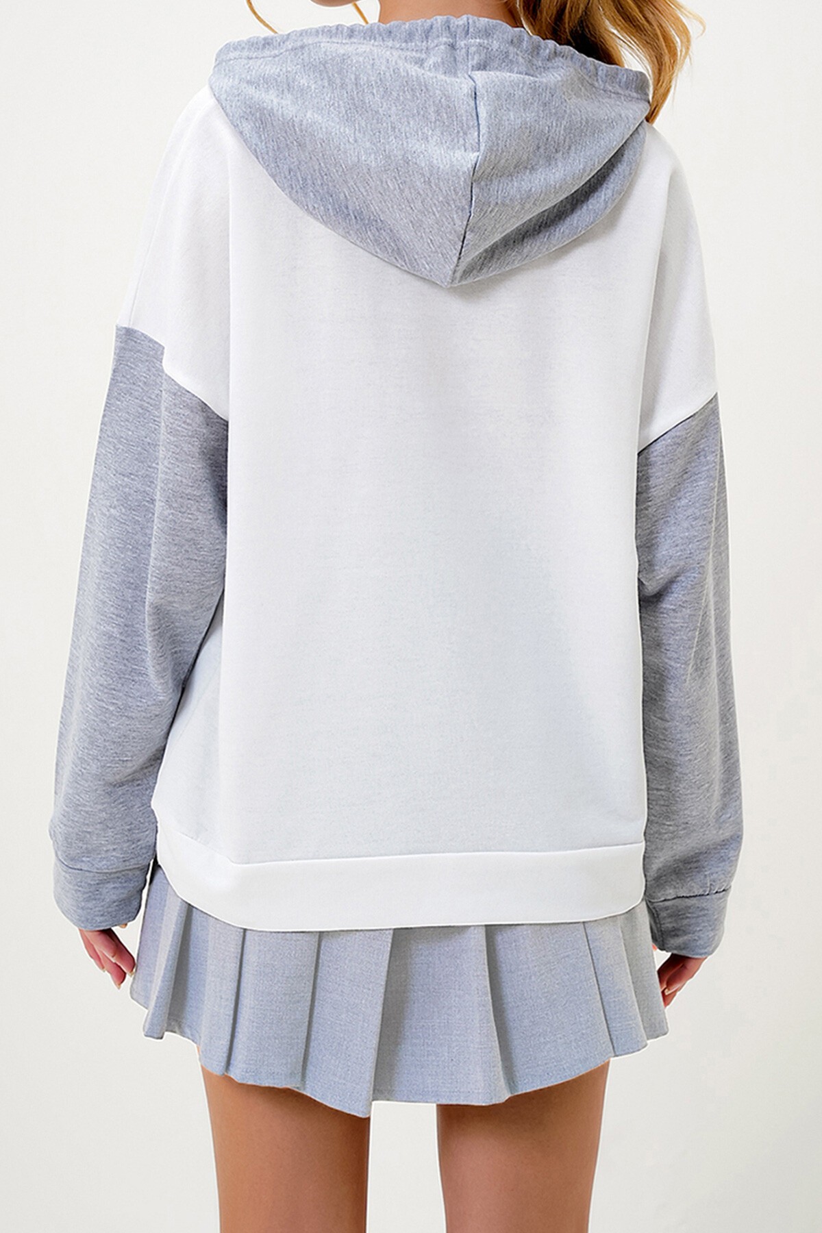 Ekru Renk Bloklu Oversıze Kapüşonlu Sweatshirt