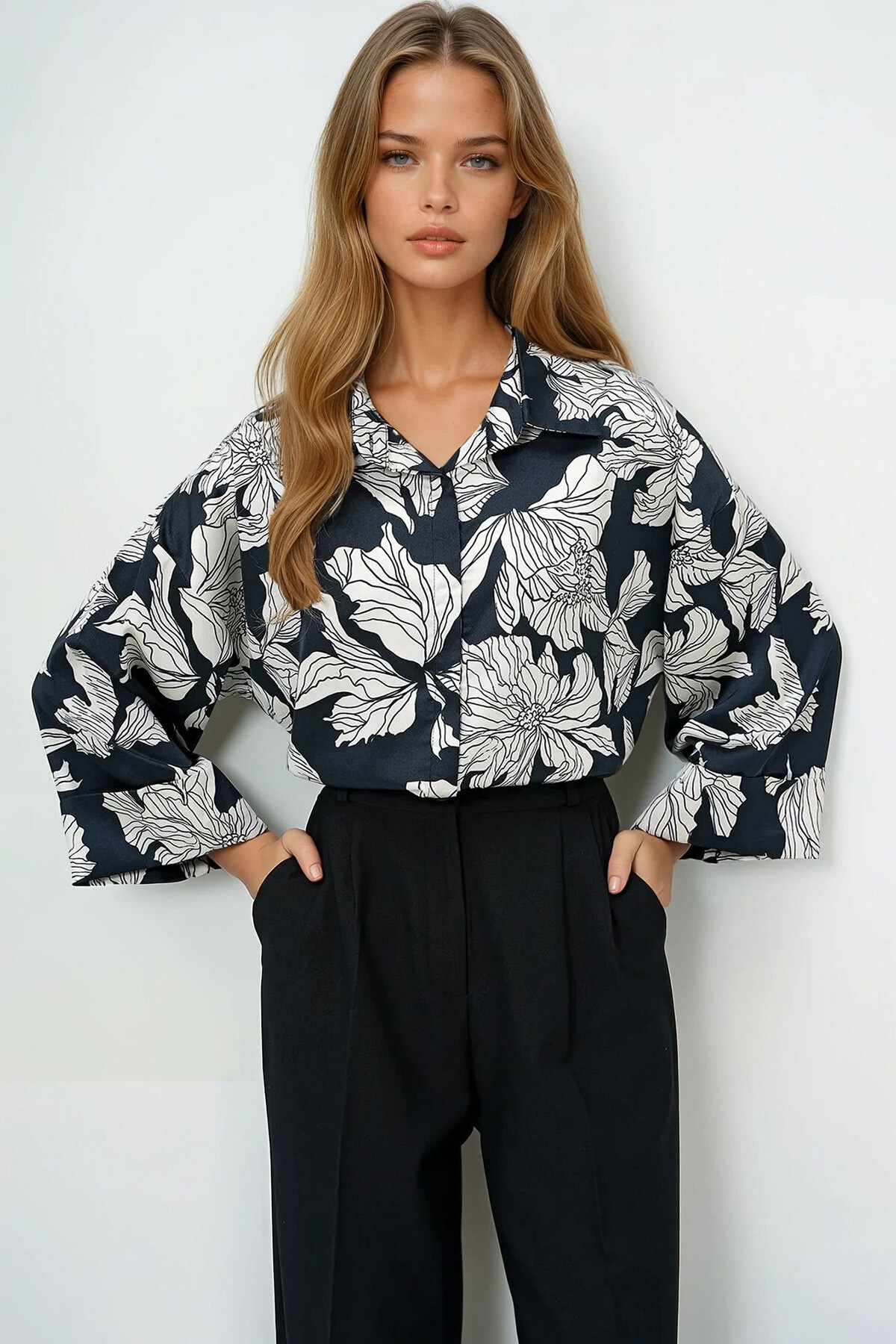 Ekru Siyah Dijital Baskılı Oversize Double Kol Premium Dokuma Gömlek