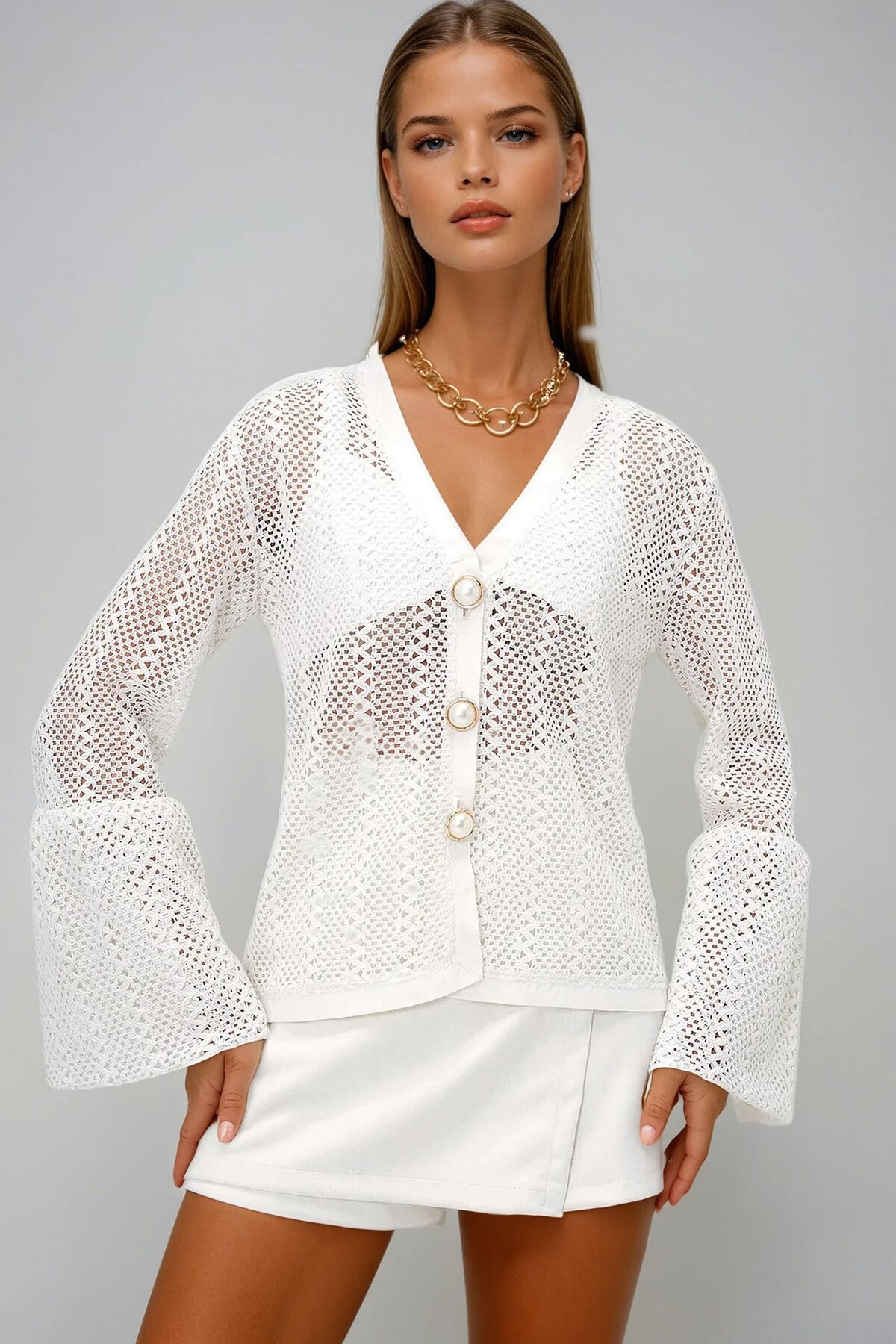 Ekru V Yaka Kolları Volanlı Yazlık Triko Bluz