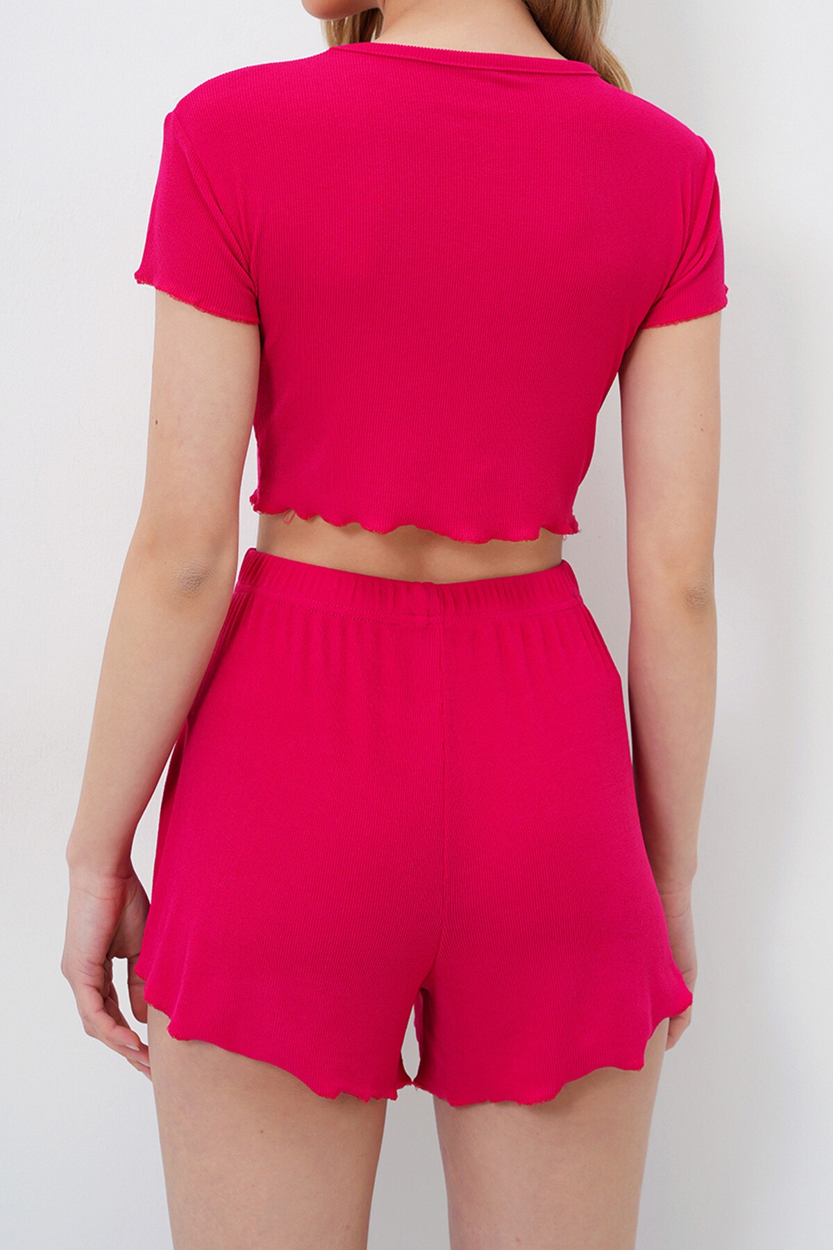 Fuşya Bisiklet Yaka Crop Bluz, Şort Ve Pantolonlu 3 Lü Set Pijama Takımı