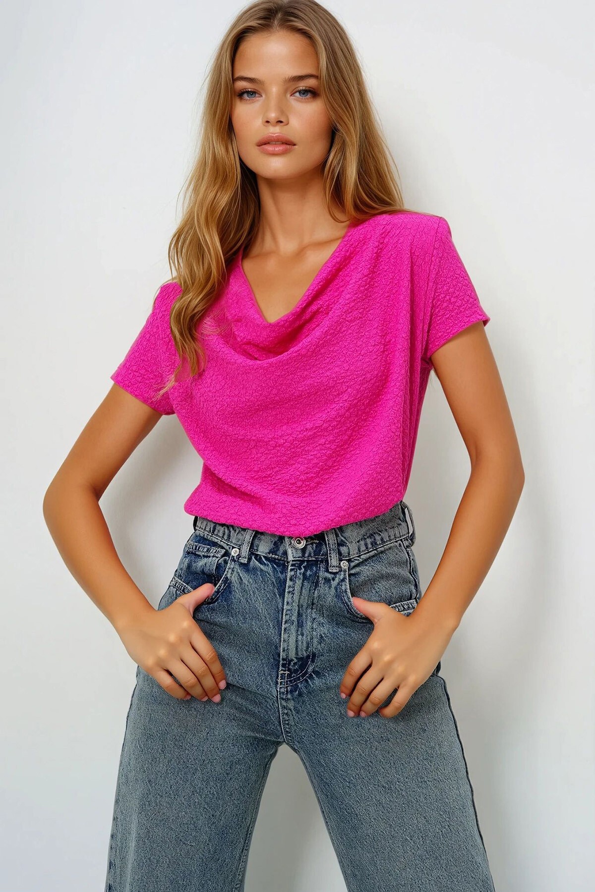 Fuşya Degaje Yaka Vatkalı Gofre Kumaş  Bluz