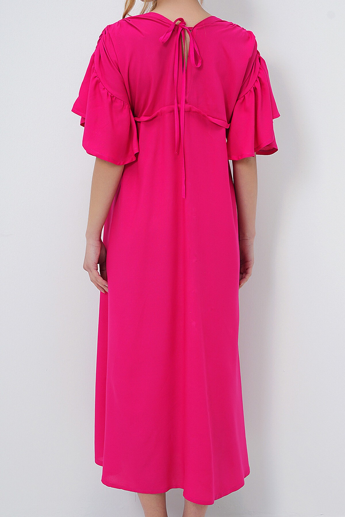 Fuşya V Yaka Sırt Dekolteli Bağlama Detaylı Önü Düğmeli Yazlık Poplin Elbise