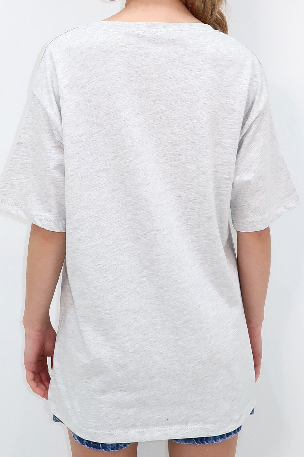 Gri Bisiklet Yaka Oversize İnci Ve Taş İşlemeli T Shirt