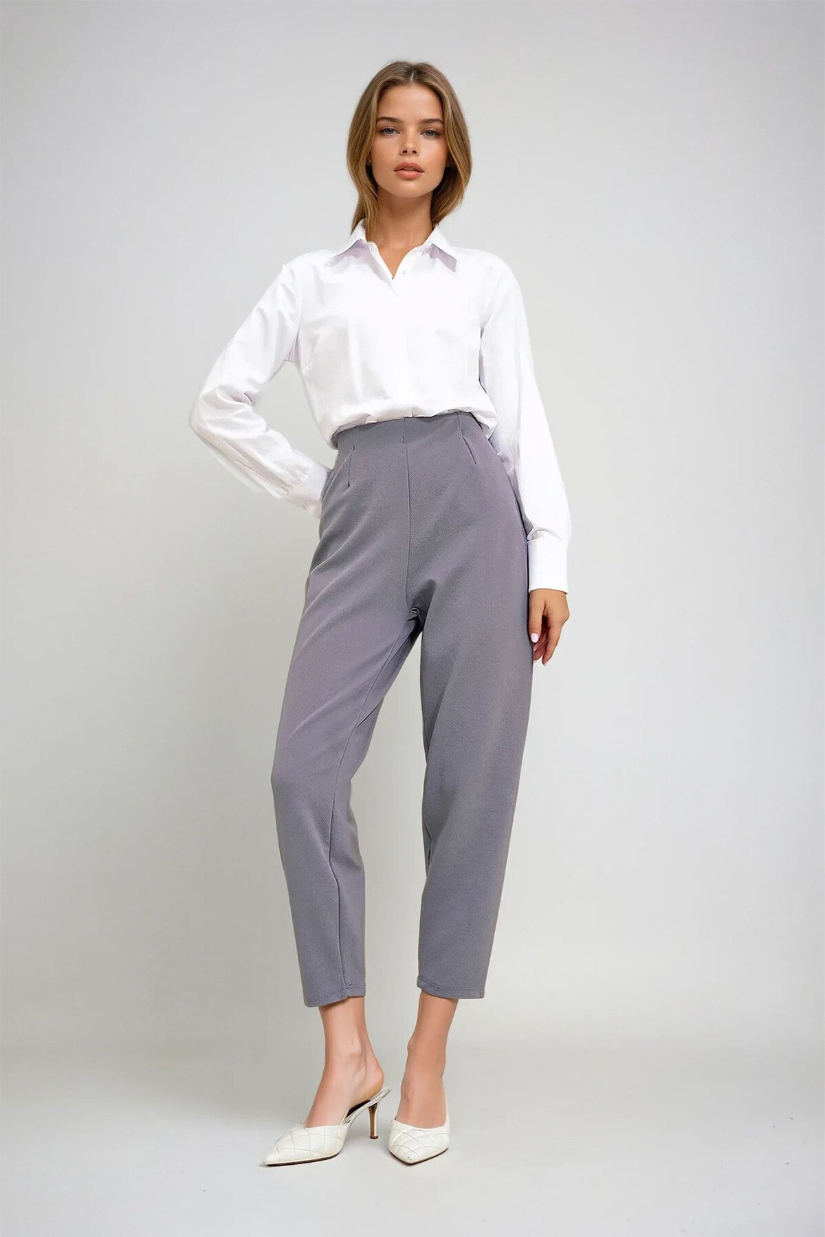 Gri Yüksek Bel Pensli Dökümlü Krep Örme Pantolon