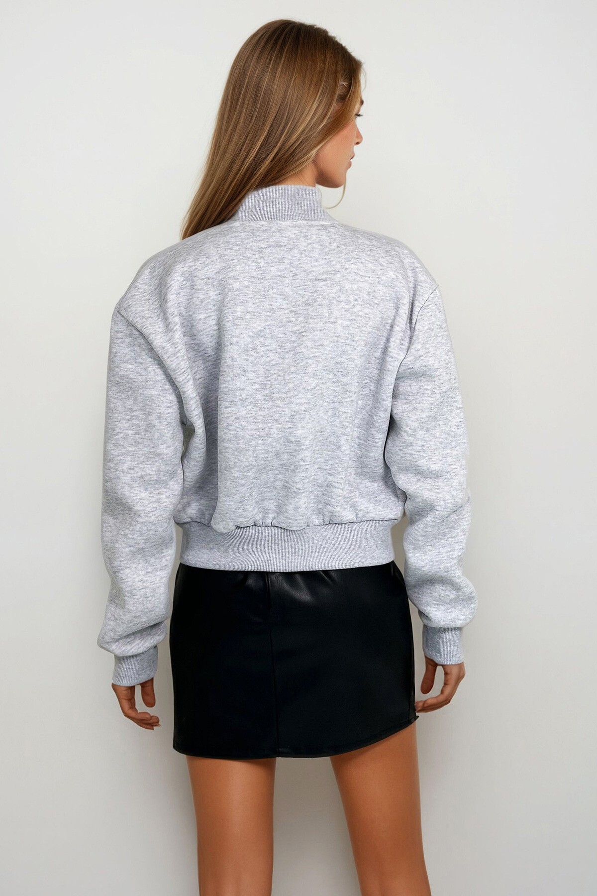 Grimelanj Çıt Çıt Kapamalı Çift Cepli İçi Şardonlu Crop Ceket