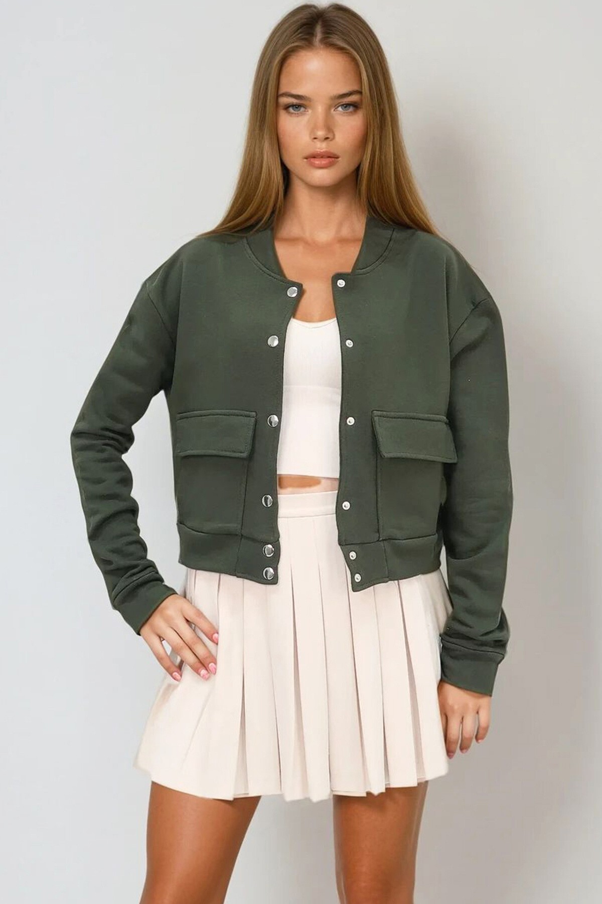 Haki Çıt Çıt Kapamalı Çift Cepli İçi Şardonlu Crop Ceket