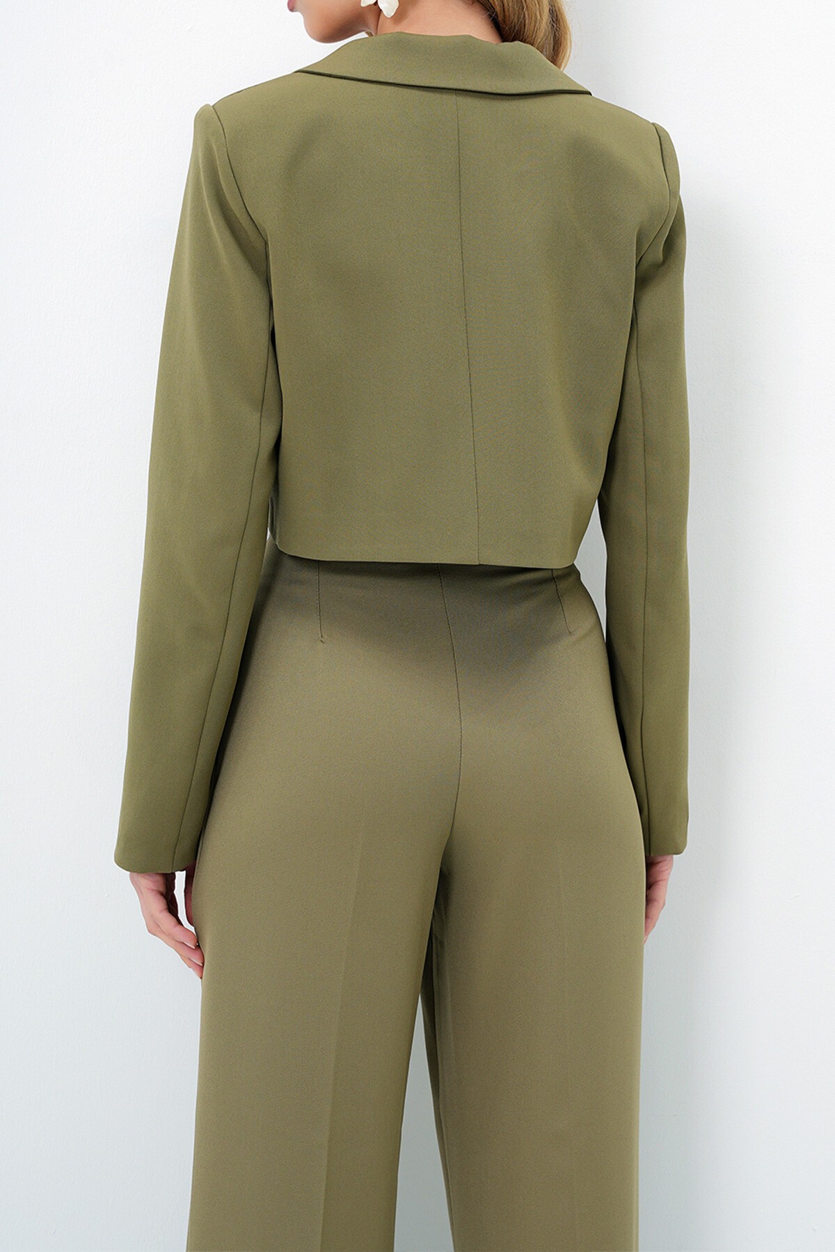 Haki Düğmeli Crop Ceket