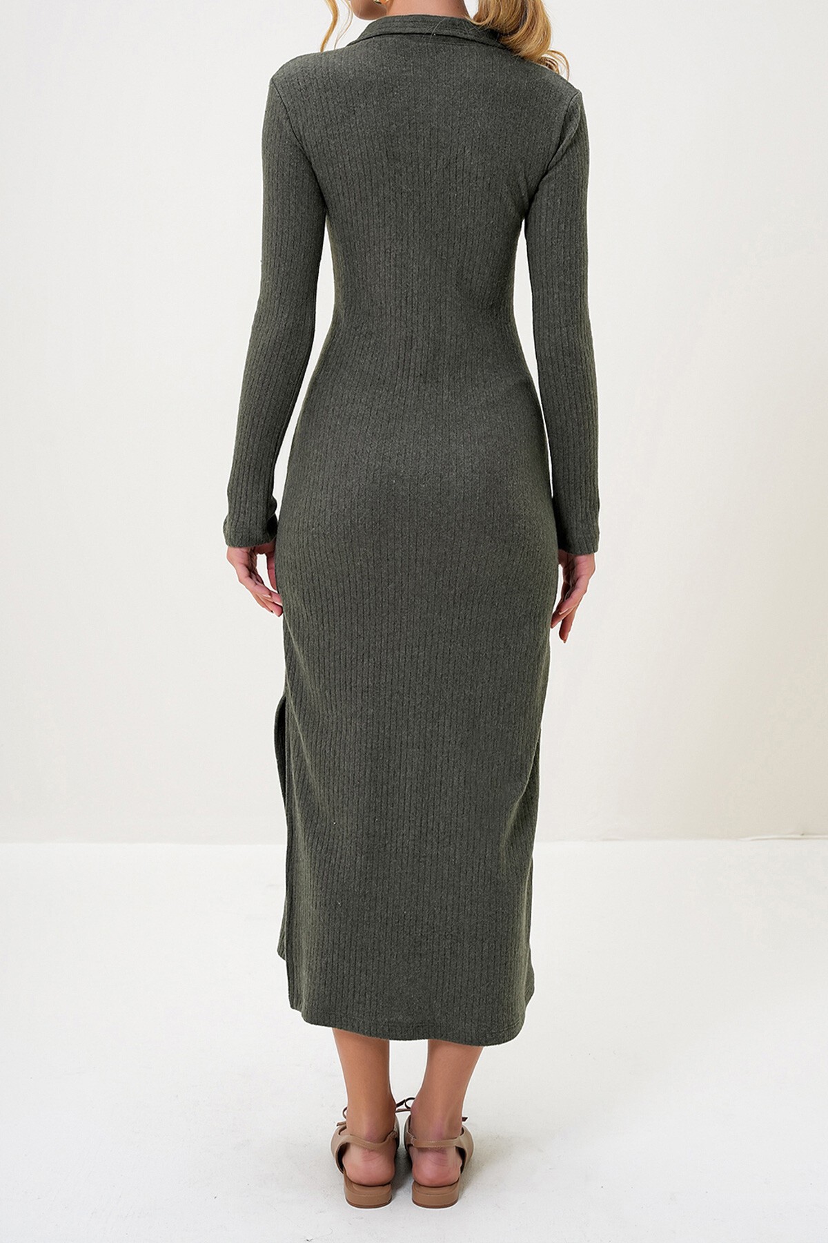 Haki Polo Yaka Yarım Patlı Yanı Yırtmaçlı İnterlok Kumaş Elbise