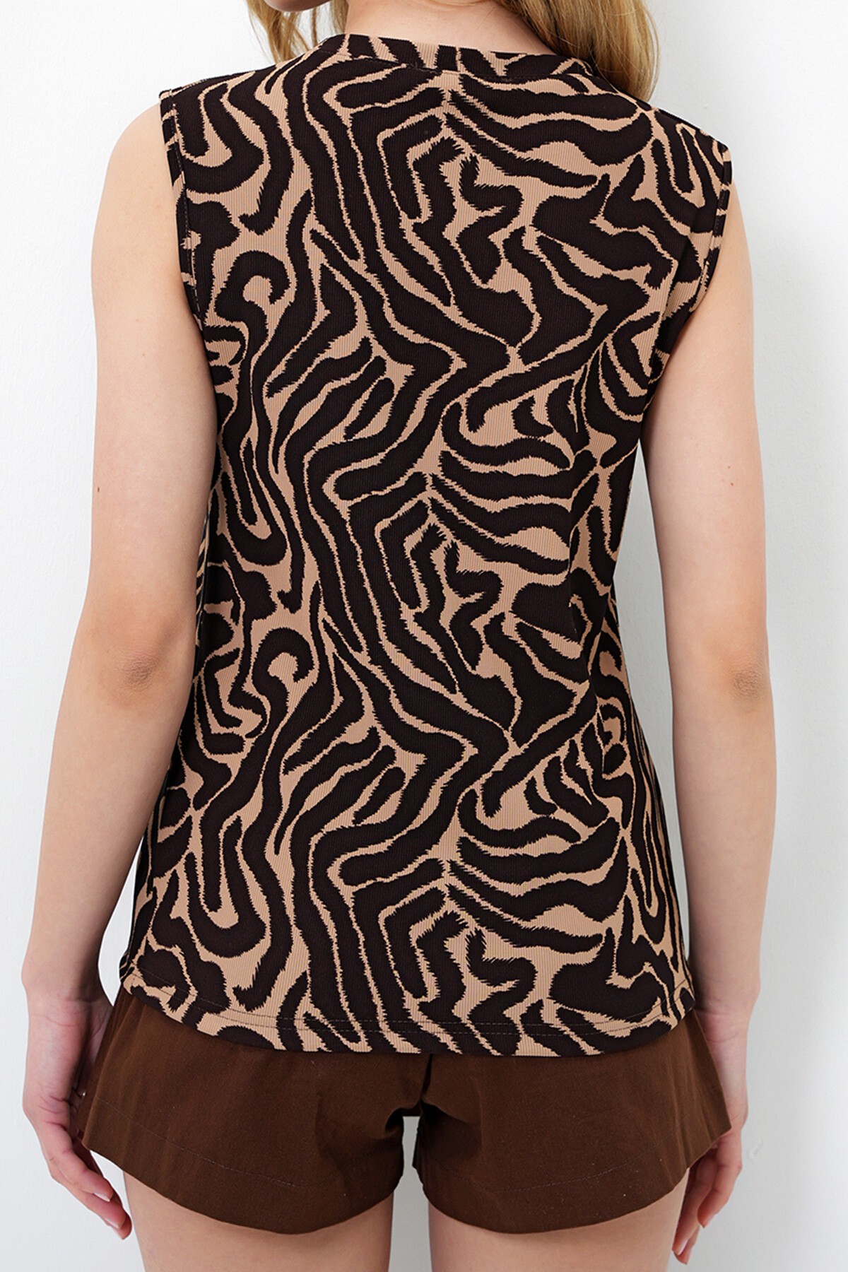 Kahverengi Bej Bisiklet Yaka Gold Düğmeli Ottoban Bluz