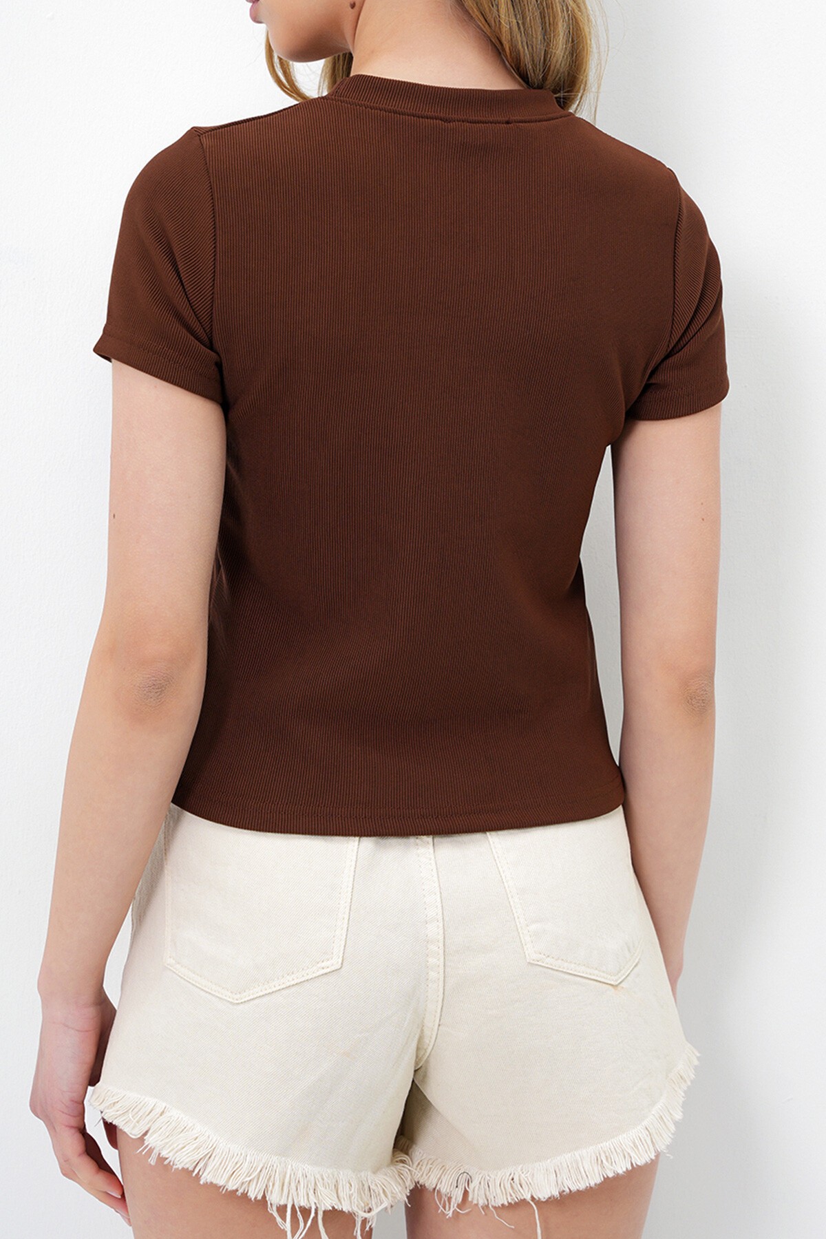 Kahverengi Bisiklet Yaka Ayıcık Baskılı Crop Bluz