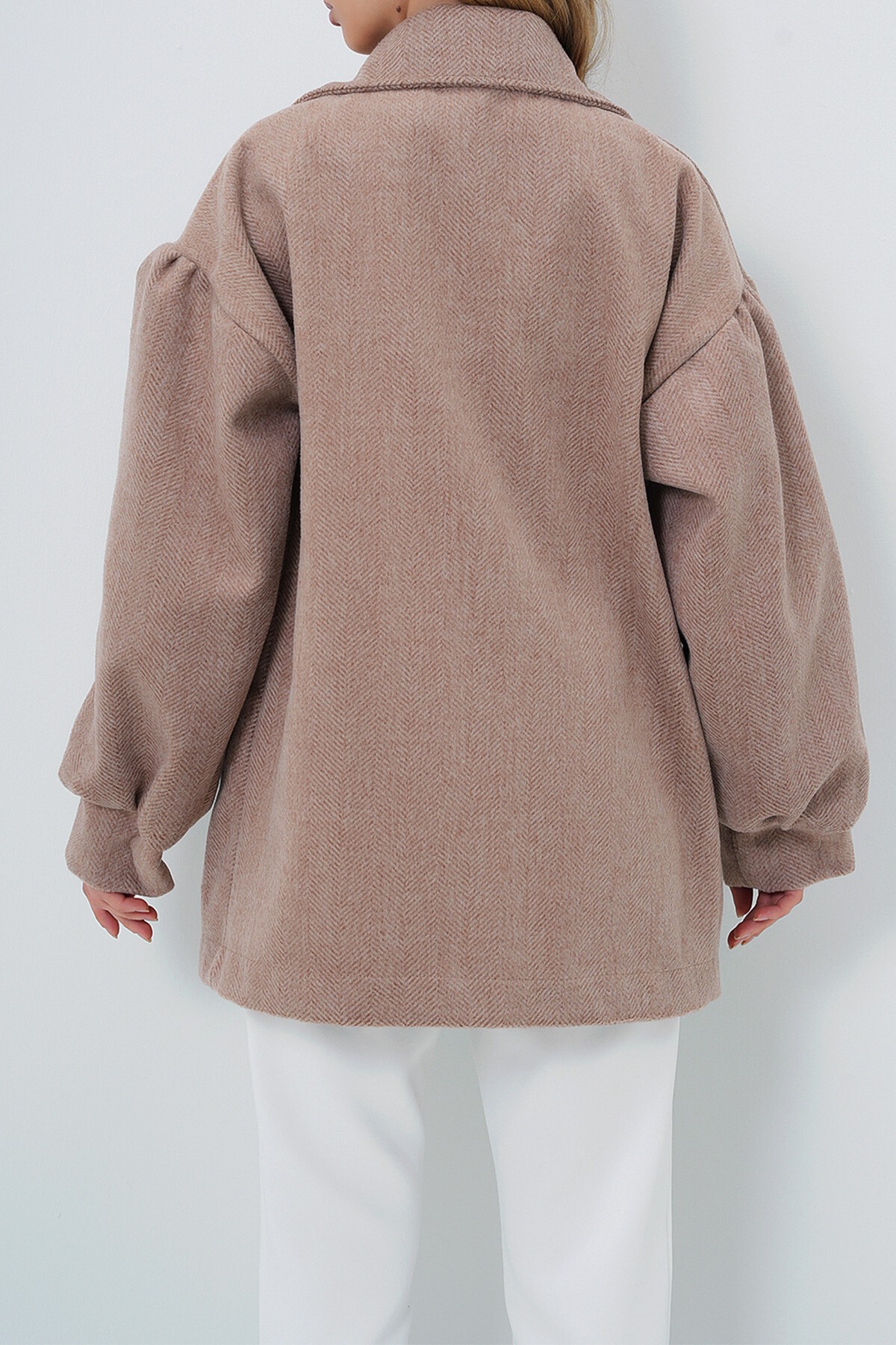 Kahverengi Kruvaze Yaka Balon Kol Kaşe Kaban