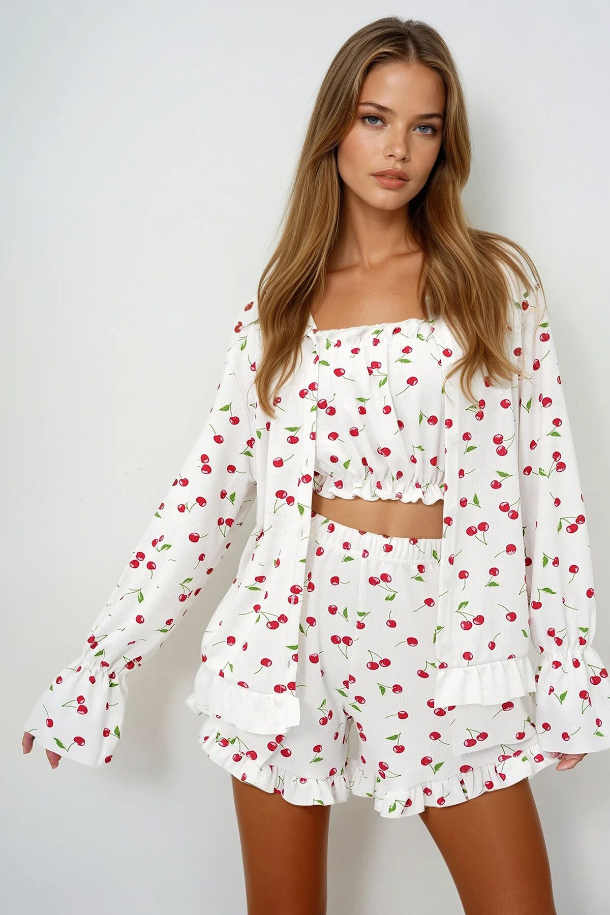 Kiraz Desen Kırmızı Pamuklu Fırfır Detaylı Büstiyer Şort Ve Kimonolu 3Lü Pijama Takımı