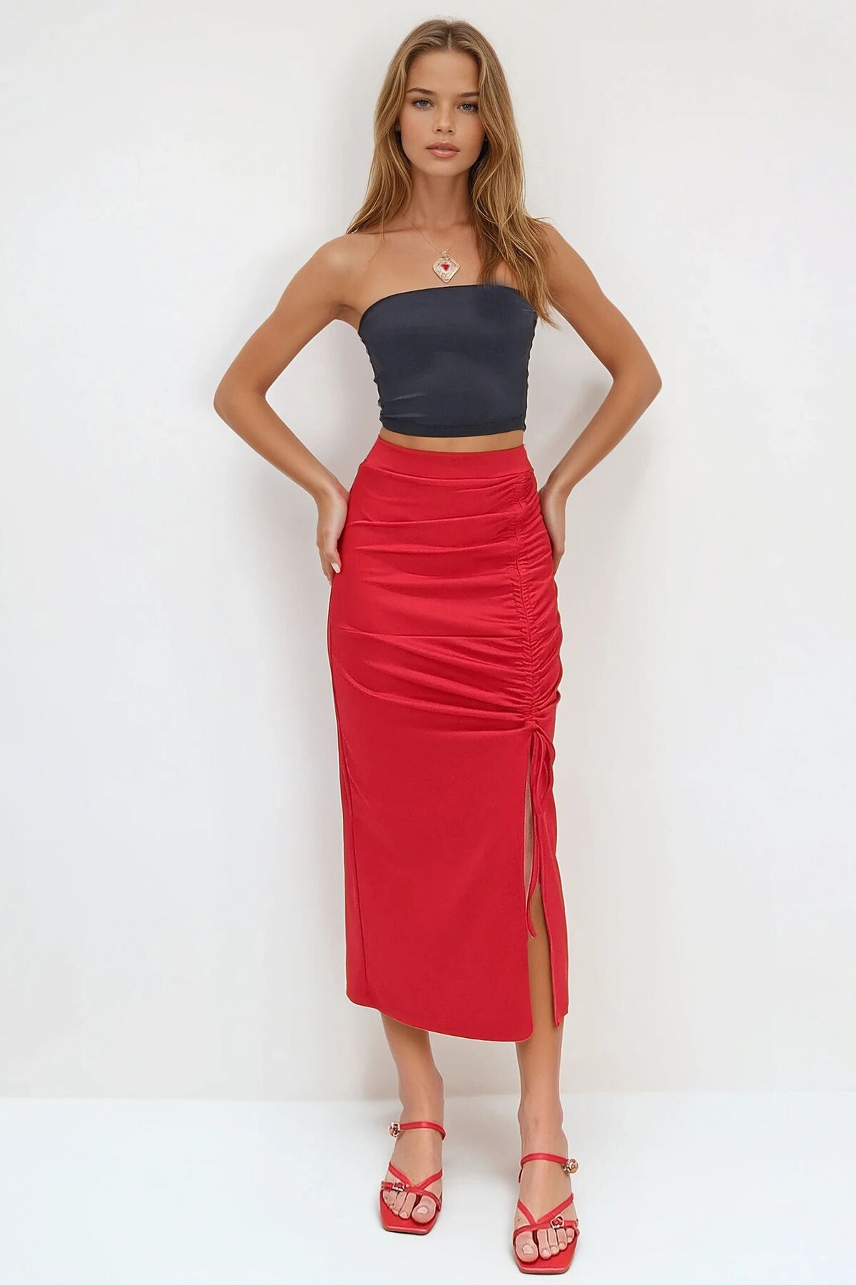 Kırmızı Ayarlanabilir Büzgülü Yırtmaçlı Maxi Boy Scuba Etek