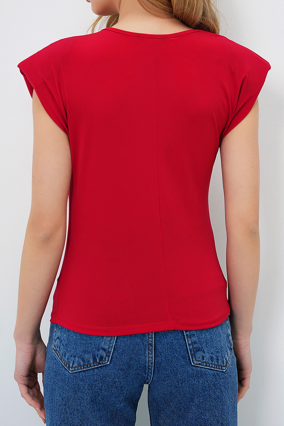 Kırmızı Bisiklet Yaka Vatkalı Kolsuz Sandy Bluz