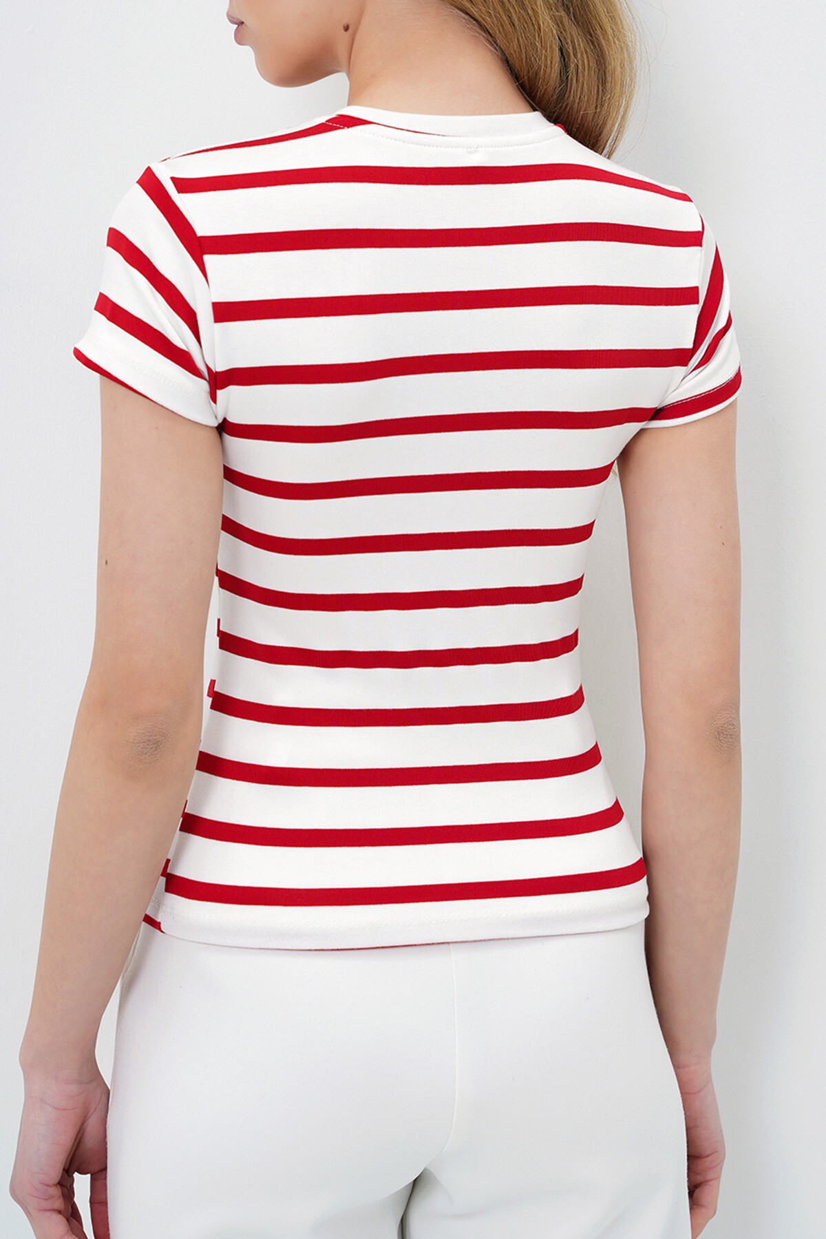 Kırmızı Bisiklet Yaka Yarım Kol Çizgili Crop Bluz