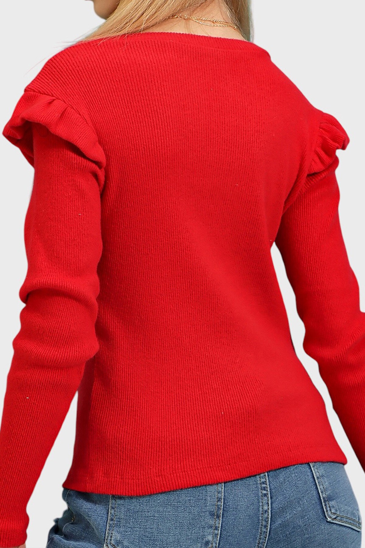 Kırmızı Omuzları Fırfırlı Yarım Balıkçı Kazak