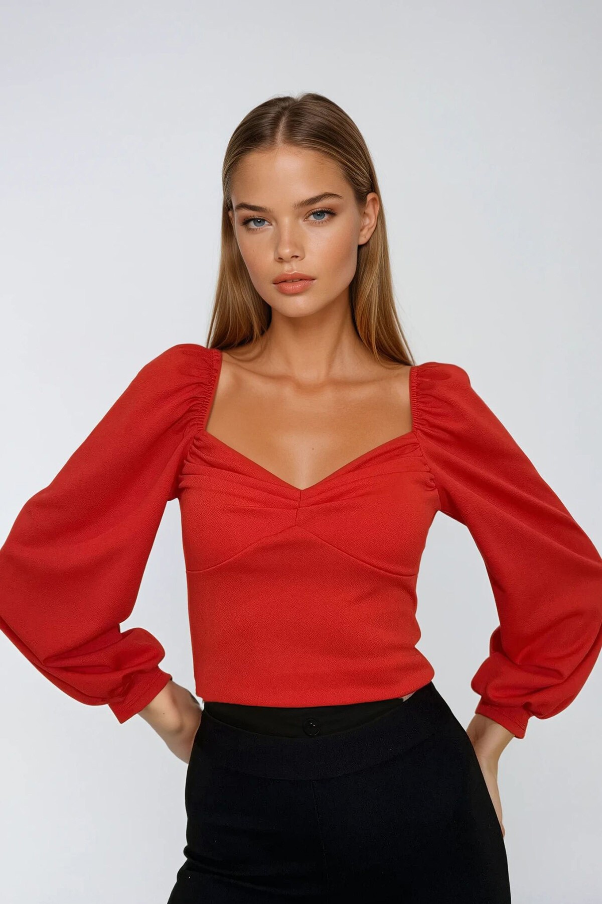 Kırmızı Öpücük Yaka Prenses Kol Drapeli Örme Bluz