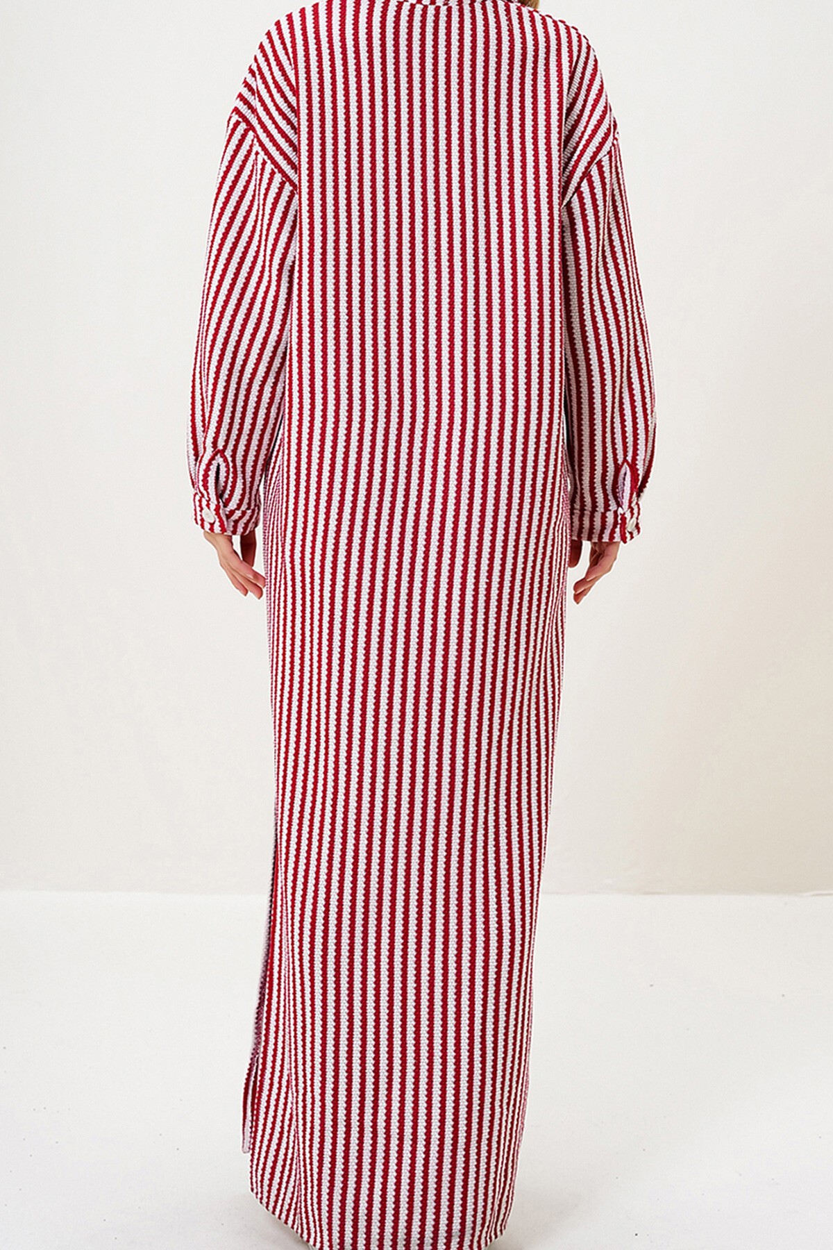 Kırmızı Polo Yaka Önü Düğmeli Çift Yırtmaçlı Triko Elbise