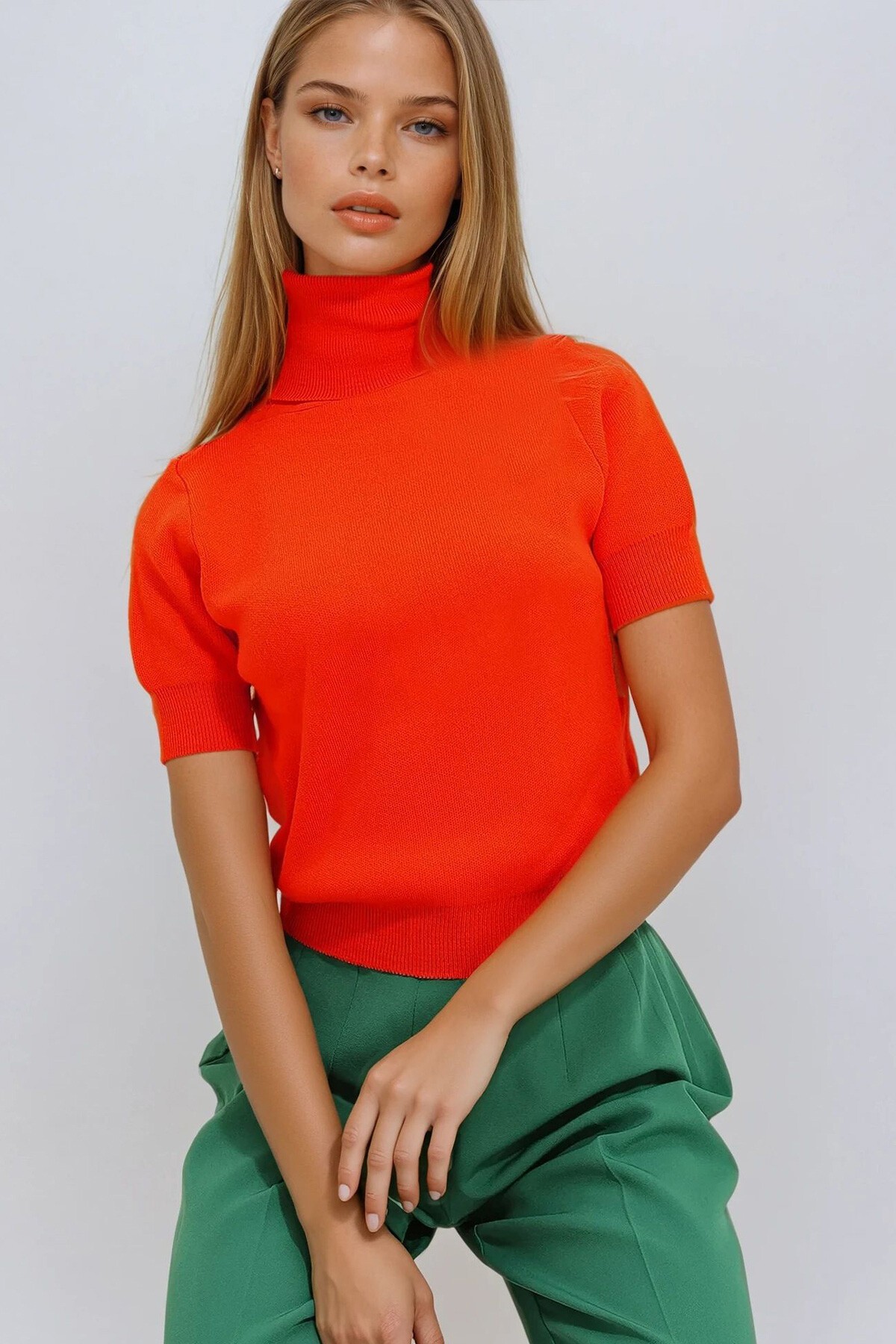 Koyu Turuncu Balıkçı Yaka Kısa Kol Basic Triko Kazak