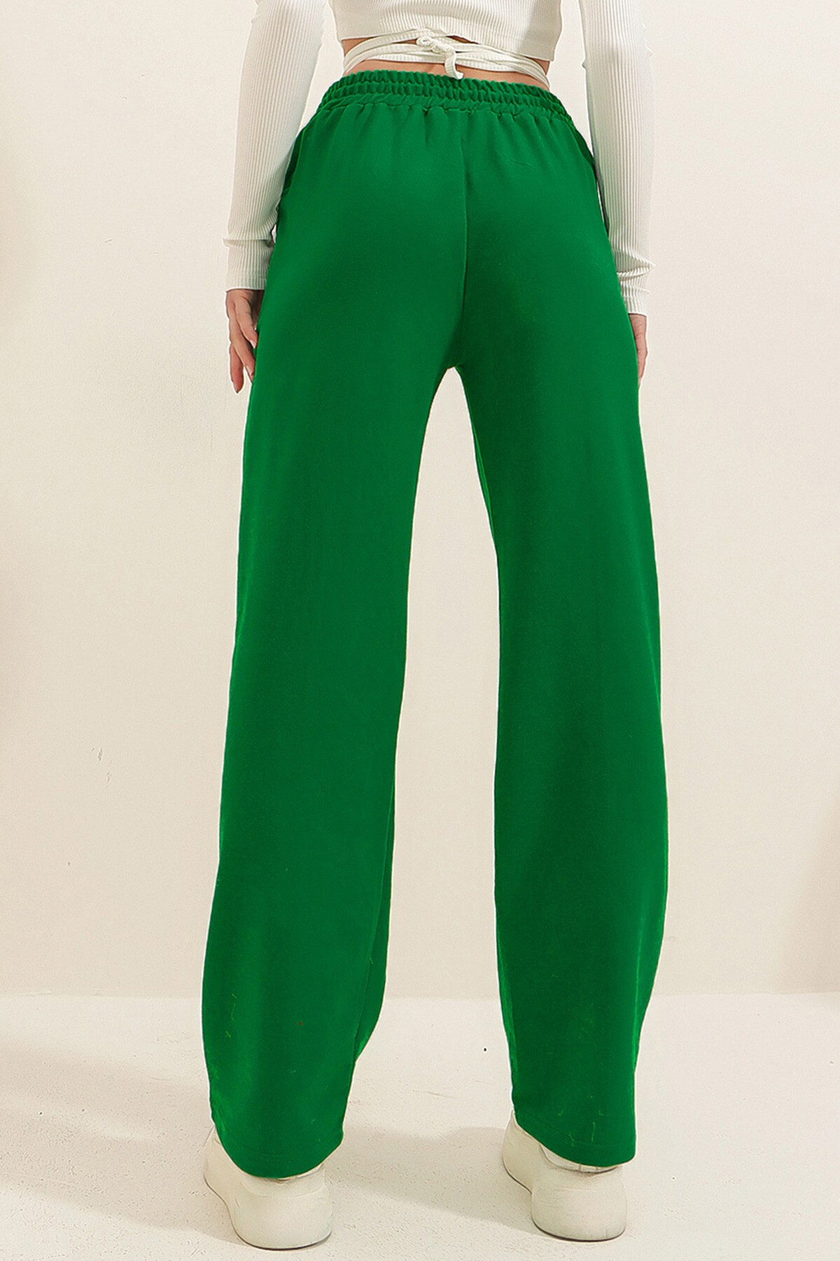 Koyu Yeşil Yüksek Bel Önü Çimalı Bol Paça Çift Cepli Eşofman Altı