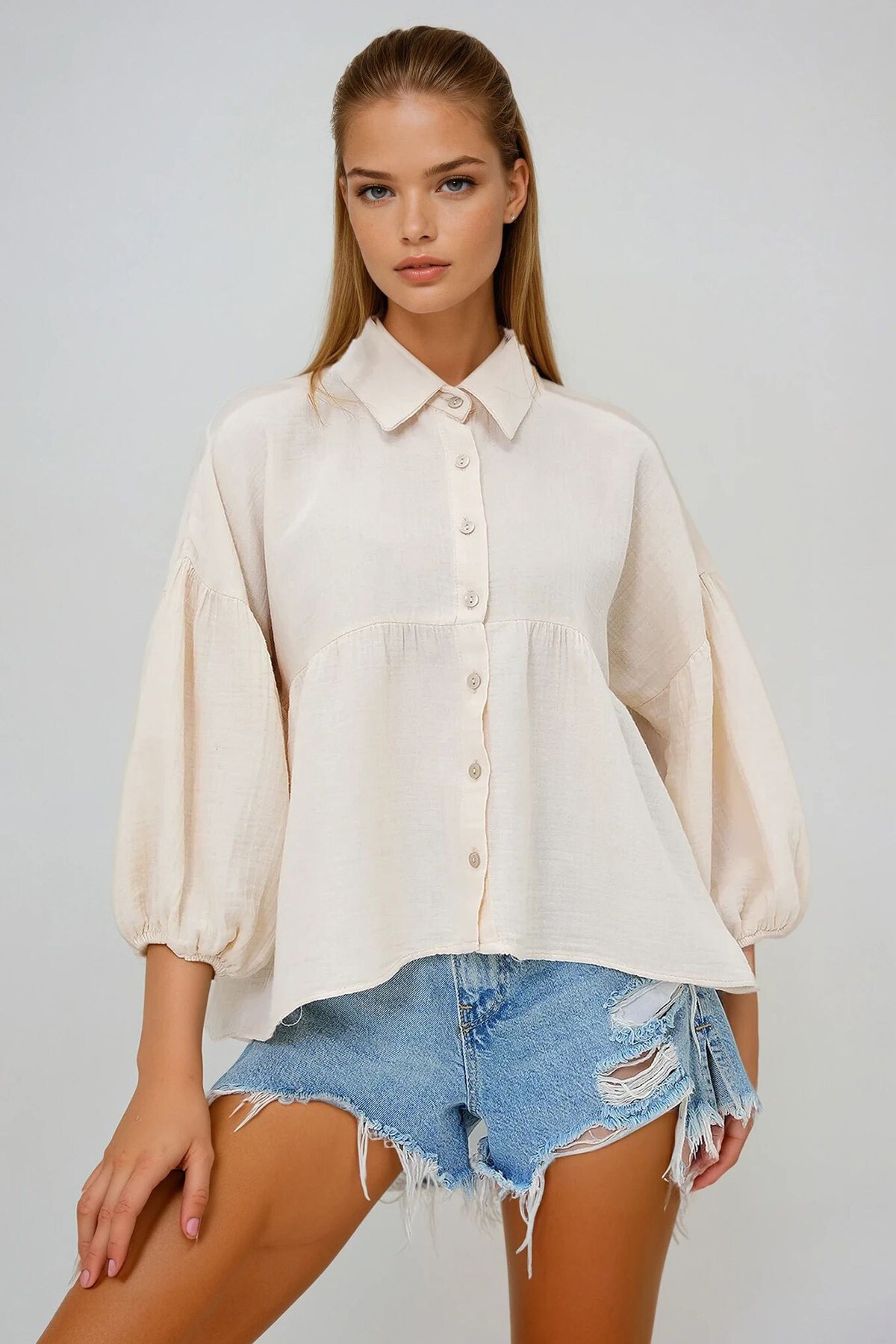 Krem Balon Kol Lastikli Eteği Volanlı Keten Gömlek