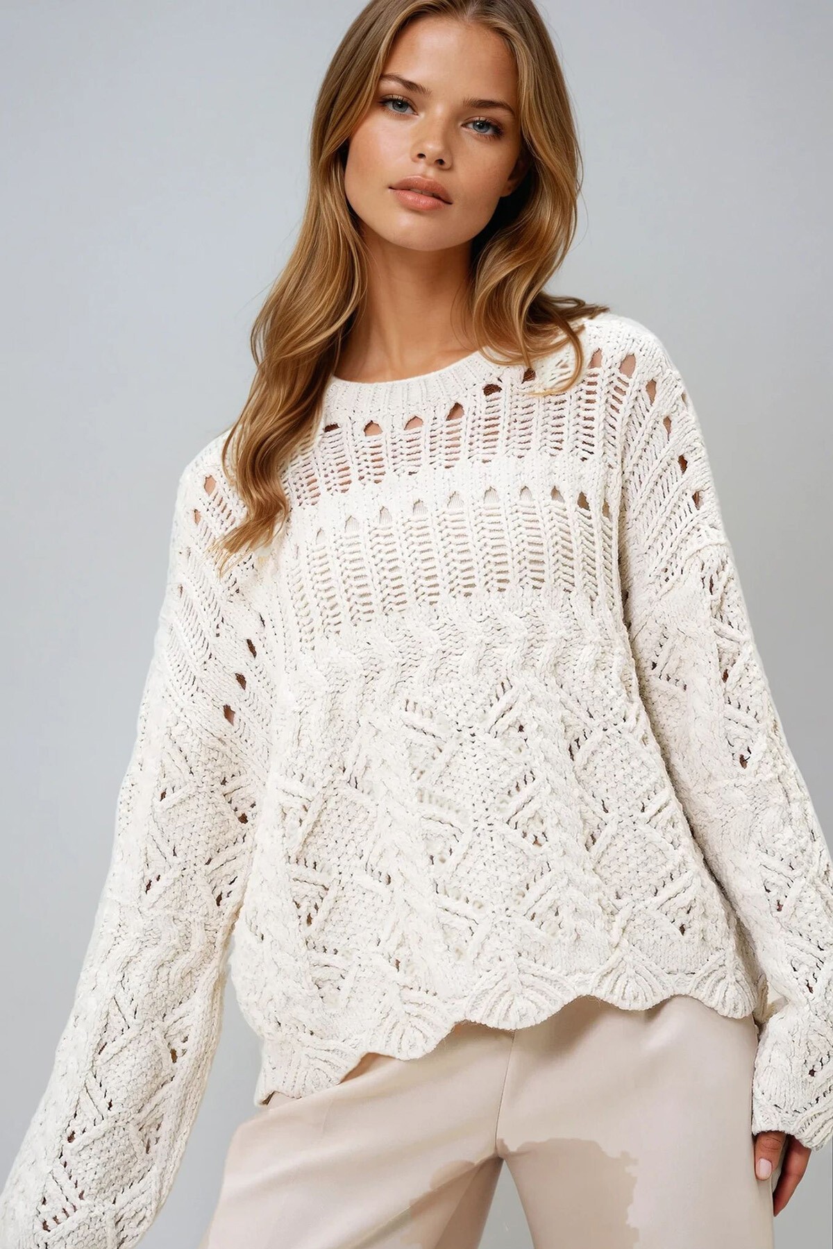 Krem Bisiklet Yaka Ajurlı Triko Kalın Kazak