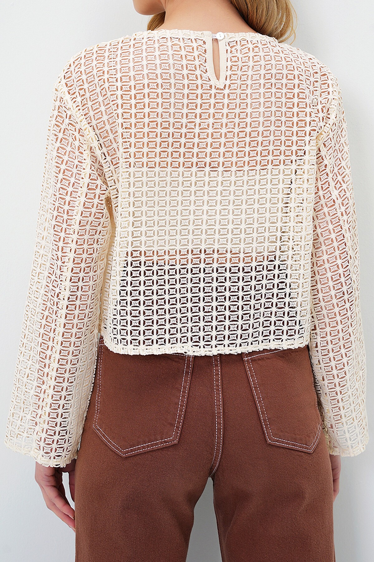 Krem Bisiklet Yaka Yazlık Ajurlu Güpür Bluz