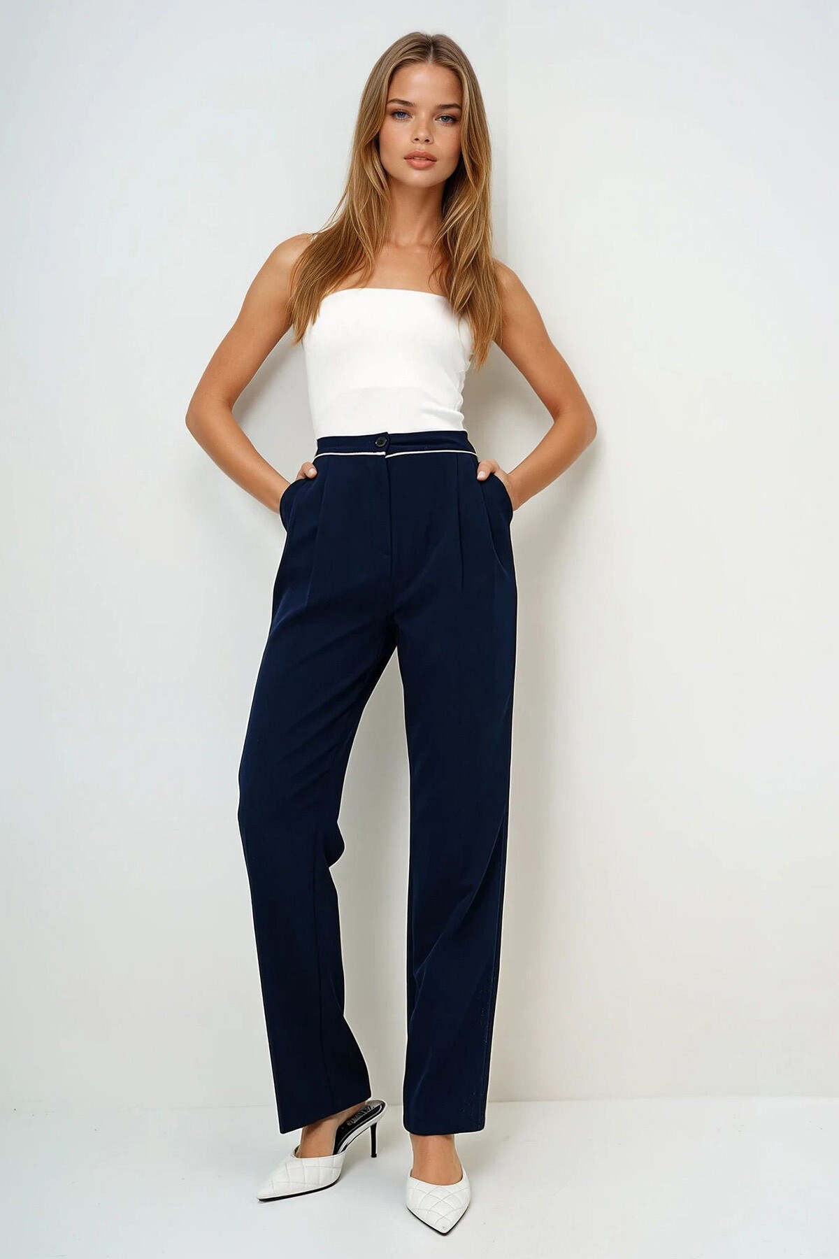 Lacivert Çift Cepli Biye Detaylı Piliseli Palazzo Dokuma Pantolon