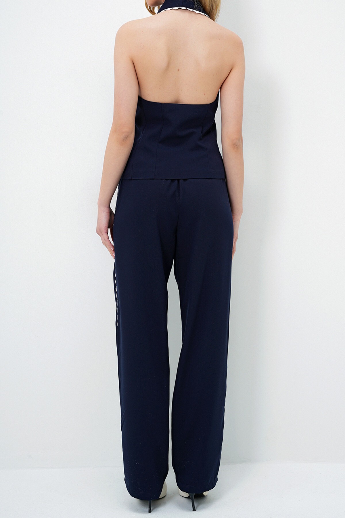 Lacivert Fisto Biyeli Sırt Dekolteli Dokuma Yelek Ve Pantolon Takım
