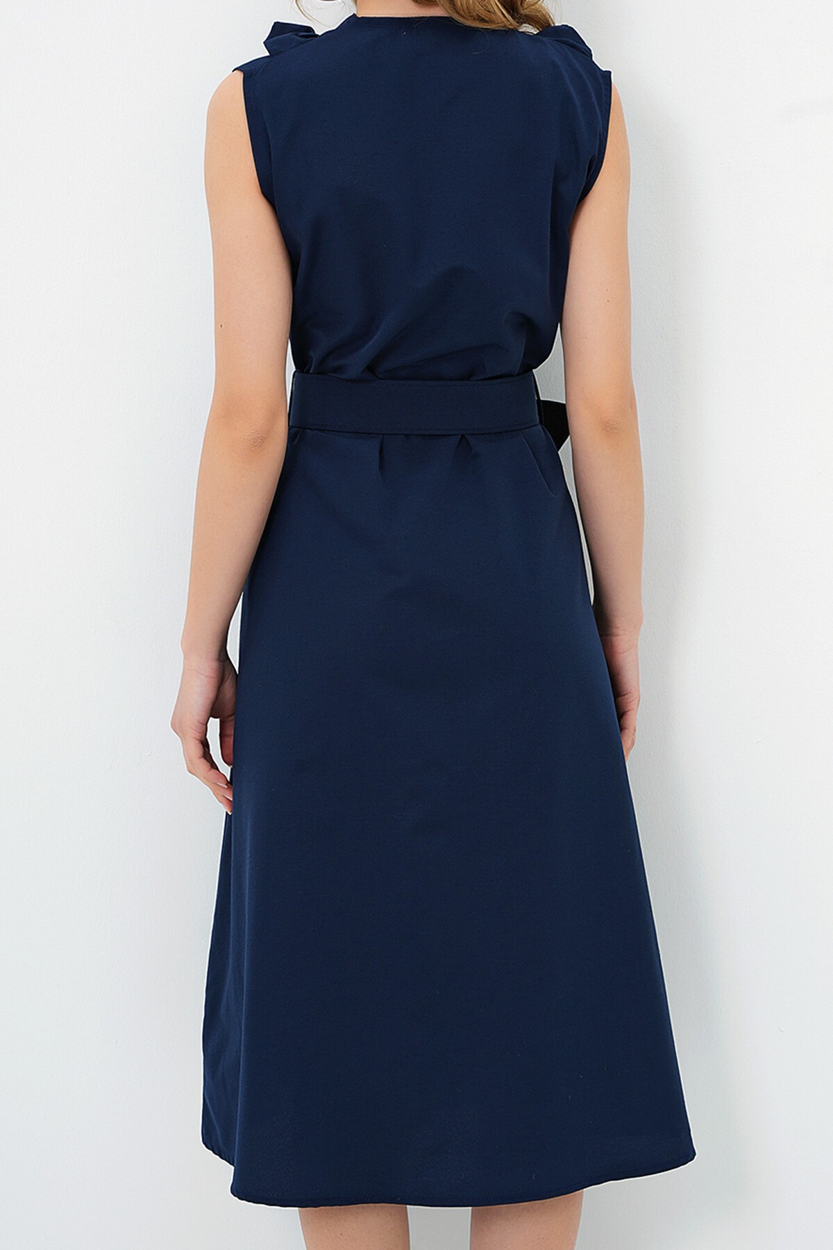 Lacivert Önü Fırfırlı Kemerli Poplin Dokuma Elbise