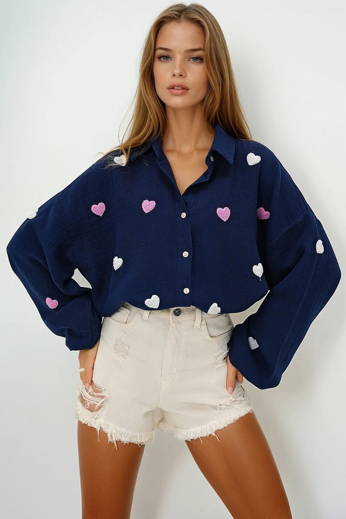 Lacivert Süzene Kalp İşlemeli Oversize Müslin Keten Gömlek